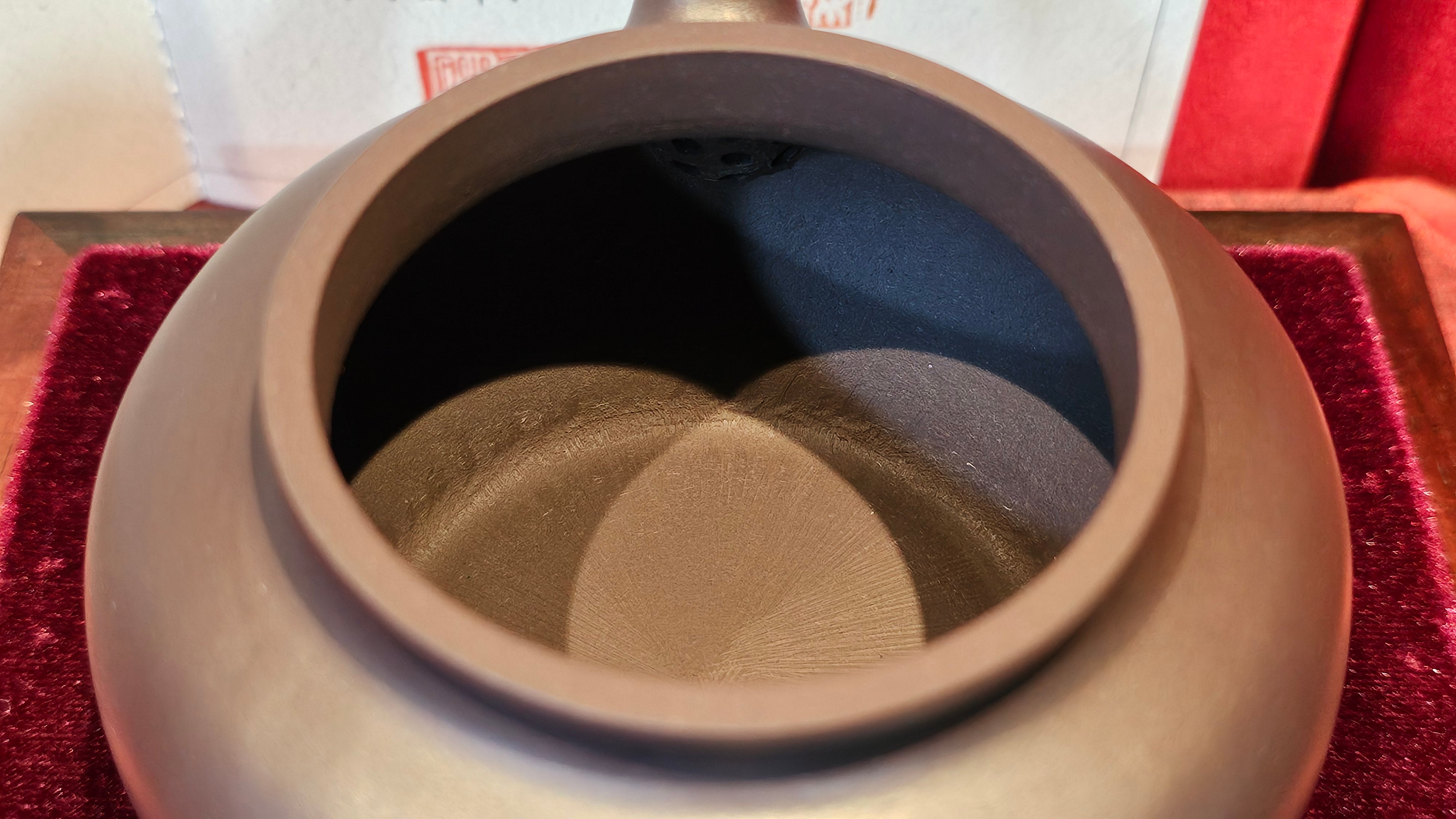 《高耀日》"Gao Yao Ri", 242.3ml, Gao Wen Zi Ni 高温紫泥 ~ Crafted by L3A Consummate Master Artist Li Yan Ru 李艳如 ~ Congratulations!to Mr A.A., 1942hrs 13th Oct 2025, Port Franks! Canada🇨🇦!