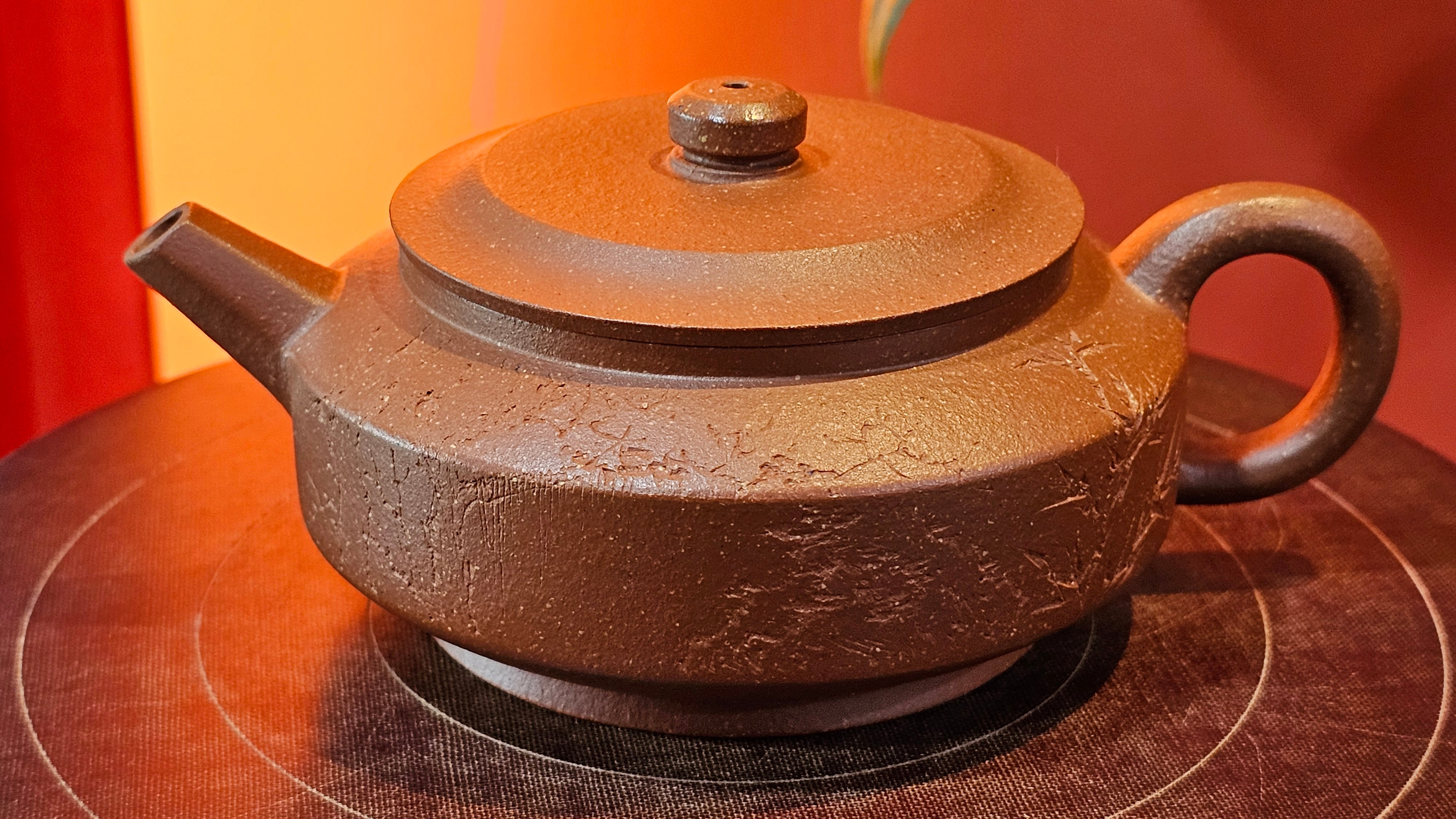 Zhou Pan《周盘》, 166.8ml, Hong Jiang Po Ni 红降坡泥, by Craftsman Zhu Shu 朱舒!~Engraving of Bamboos and Verse by Craftsman Mu Shan 牧山 ~!Congratulations!to Mr C.B., 0117hrs 13th Oct 2025. Inglewood! CA.