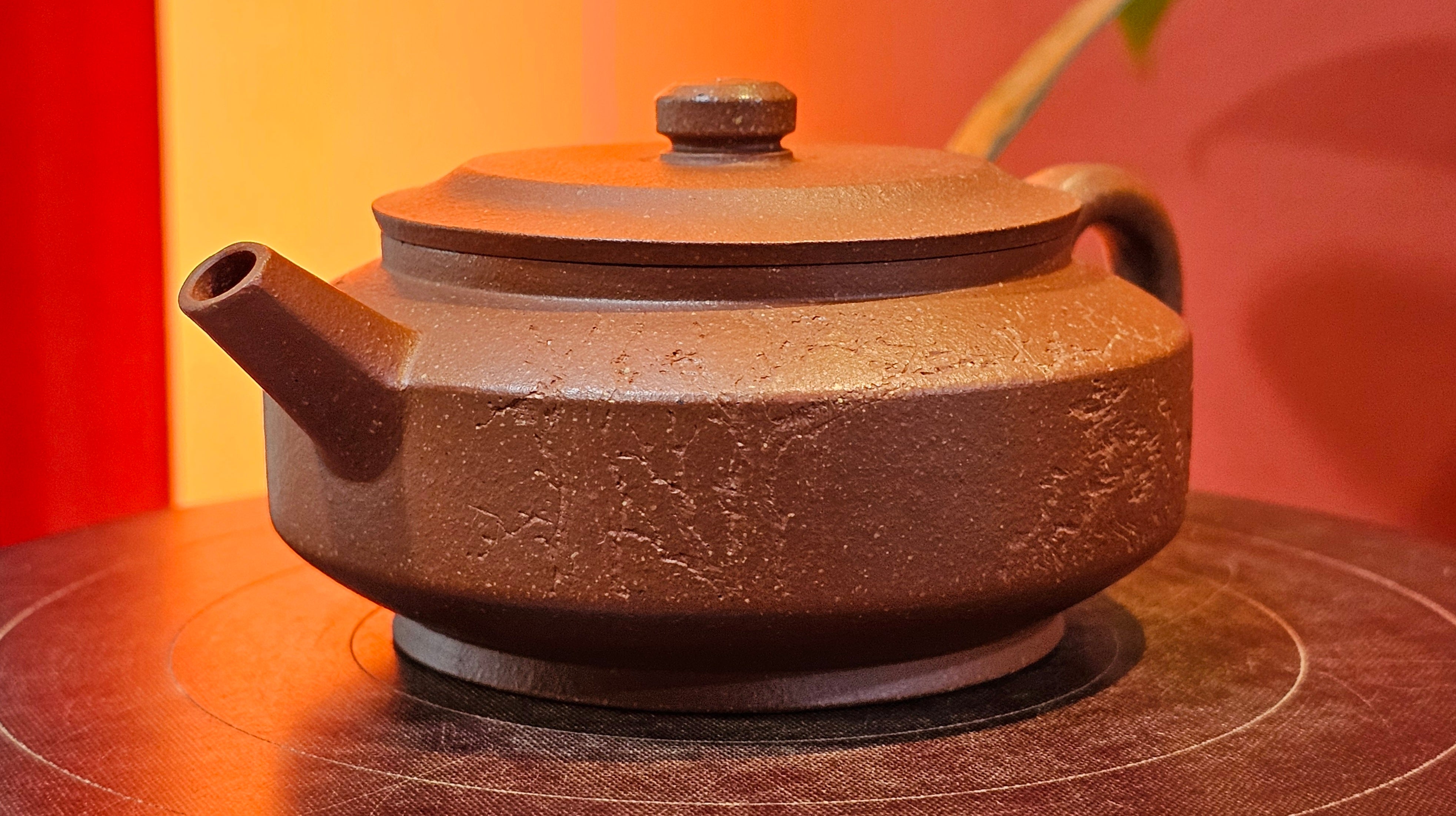 Zhou Pan《周盘》, 166.8ml, Hong Jiang Po Ni 红降坡泥, by Craftsman Zhu Shu 朱舒!~Engraving of Bamboos and Verse by Craftsman Mu Shan 牧山 ~!Congratulations!to Mr C.B., 0117hrs 13th Oct 2025. Inglewood! CA.