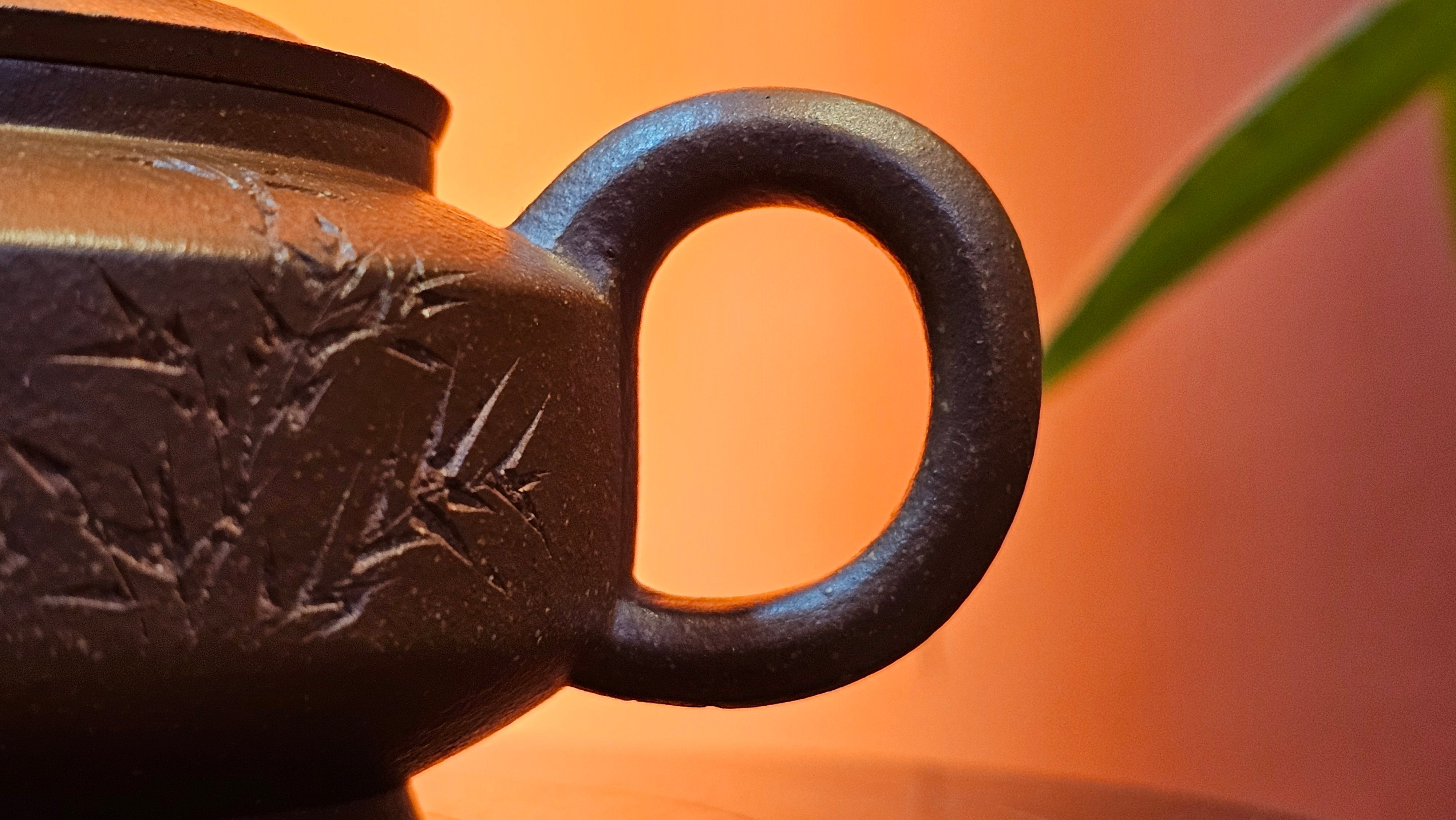 Zhou Pan《周盘》, 166.8ml, Hong Jiang Po Ni 红降坡泥, by Craftsman Zhu Shu 朱舒!~Engraving of Bamboos and Verse by Craftsman Mu Shan 牧山 ~!Congratulations!to Mr C.B., 0117hrs 13th Oct 2025. Inglewood! CA.