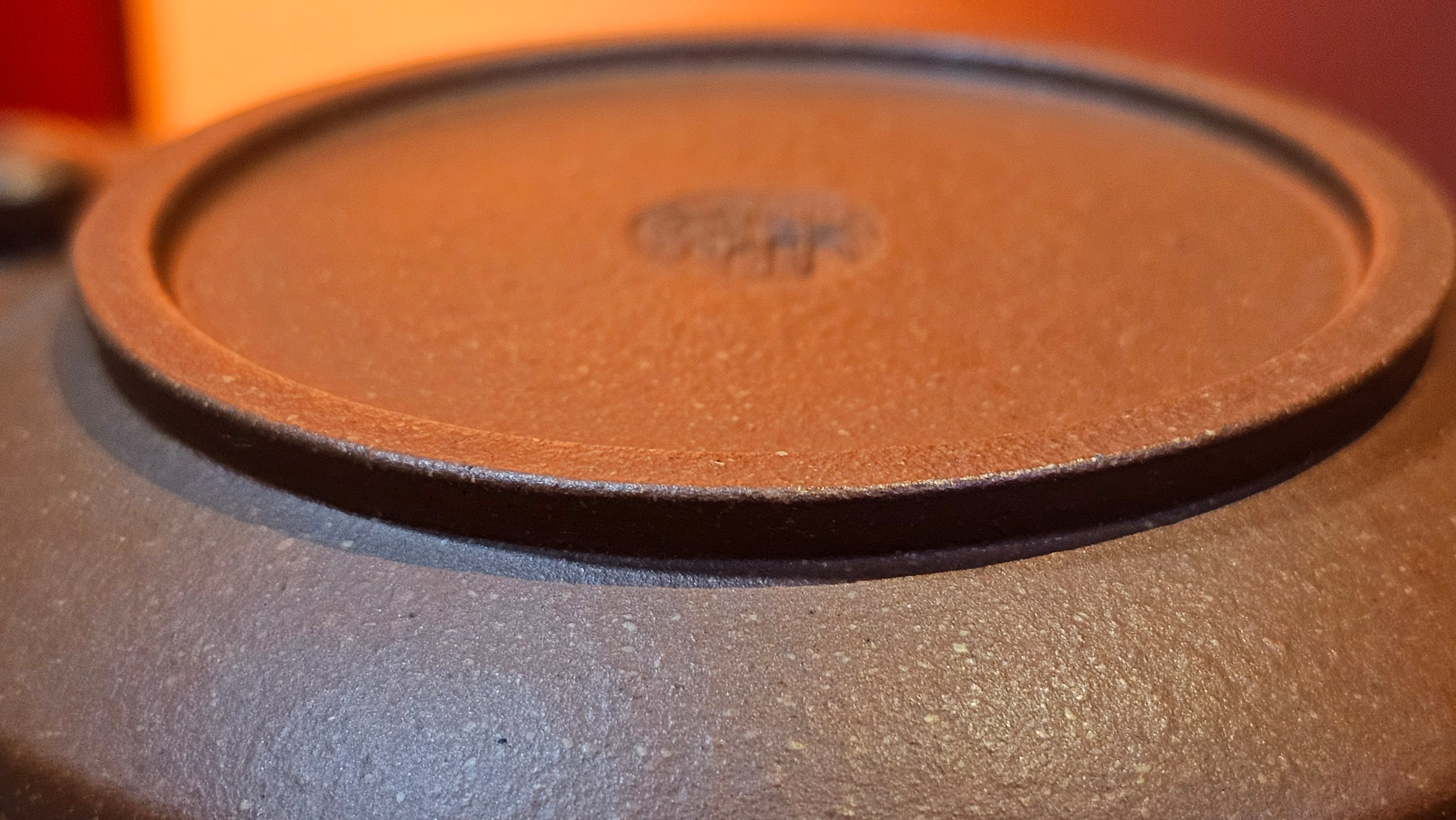 Zhou Pan《周盘》, 166.8ml, Hong Jiang Po Ni 红降坡泥, by Craftsman Zhu Shu 朱舒!~Engraving of Bamboos and Verse by Craftsman Mu Shan 牧山 ~!Congratulations!to Mr C.B., 0117hrs 13th Oct 2025. Inglewood! CA.