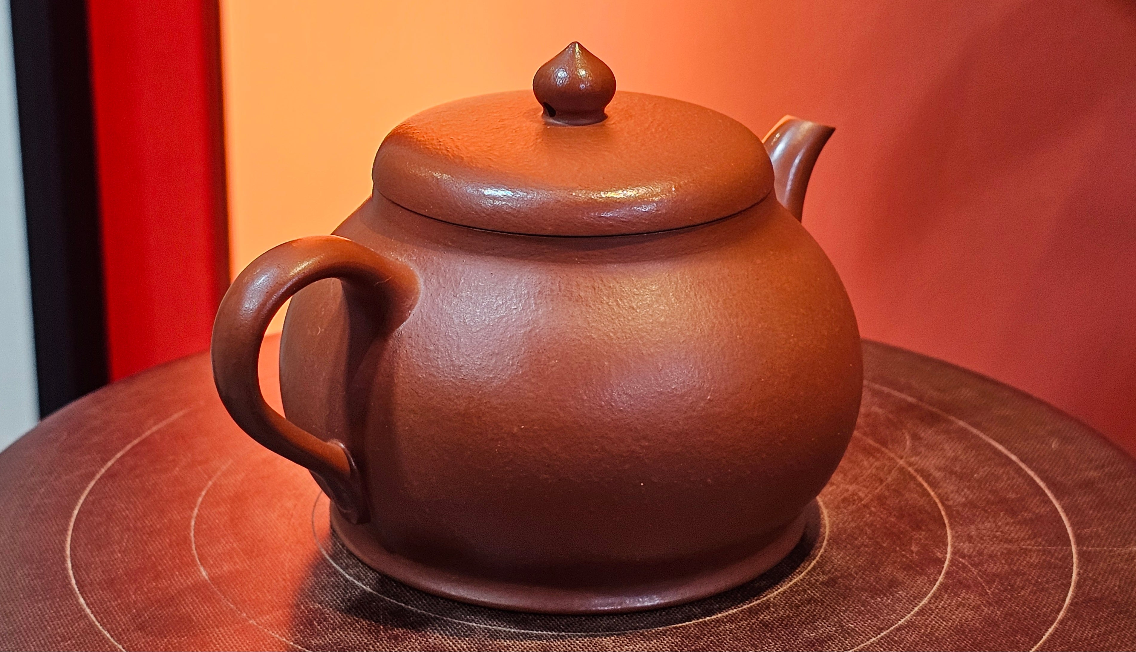 Yi Pin Hu, 170.0ml, Xiao Mei Yao Zhu Ni 小煤窑朱泥,  by Craftsman Chen Yue Fei 陈跃飞 ~!Congratulations to Mr J.G.! 2338hrs 23rd Oct 2025, Denver! CO.