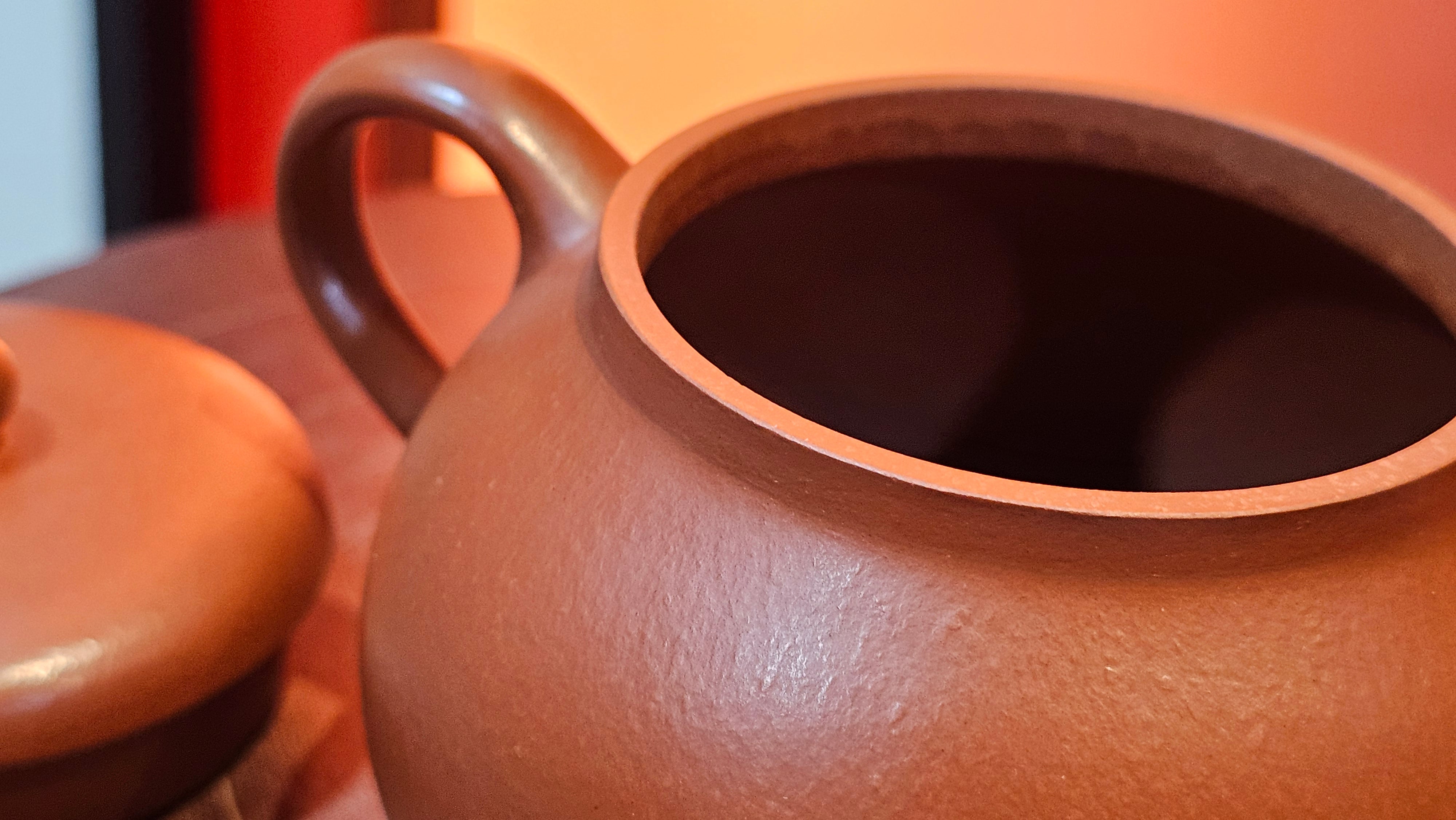 Yi Pin Hu, 170.0ml, Xiao Mei Yao Zhu Ni 小煤窑朱泥,  by Craftsman Chen Yue Fei 陈跃飞 ~!Congratulations to Mr J.G.! 2338hrs 23rd Oct 2025, Denver! CO.