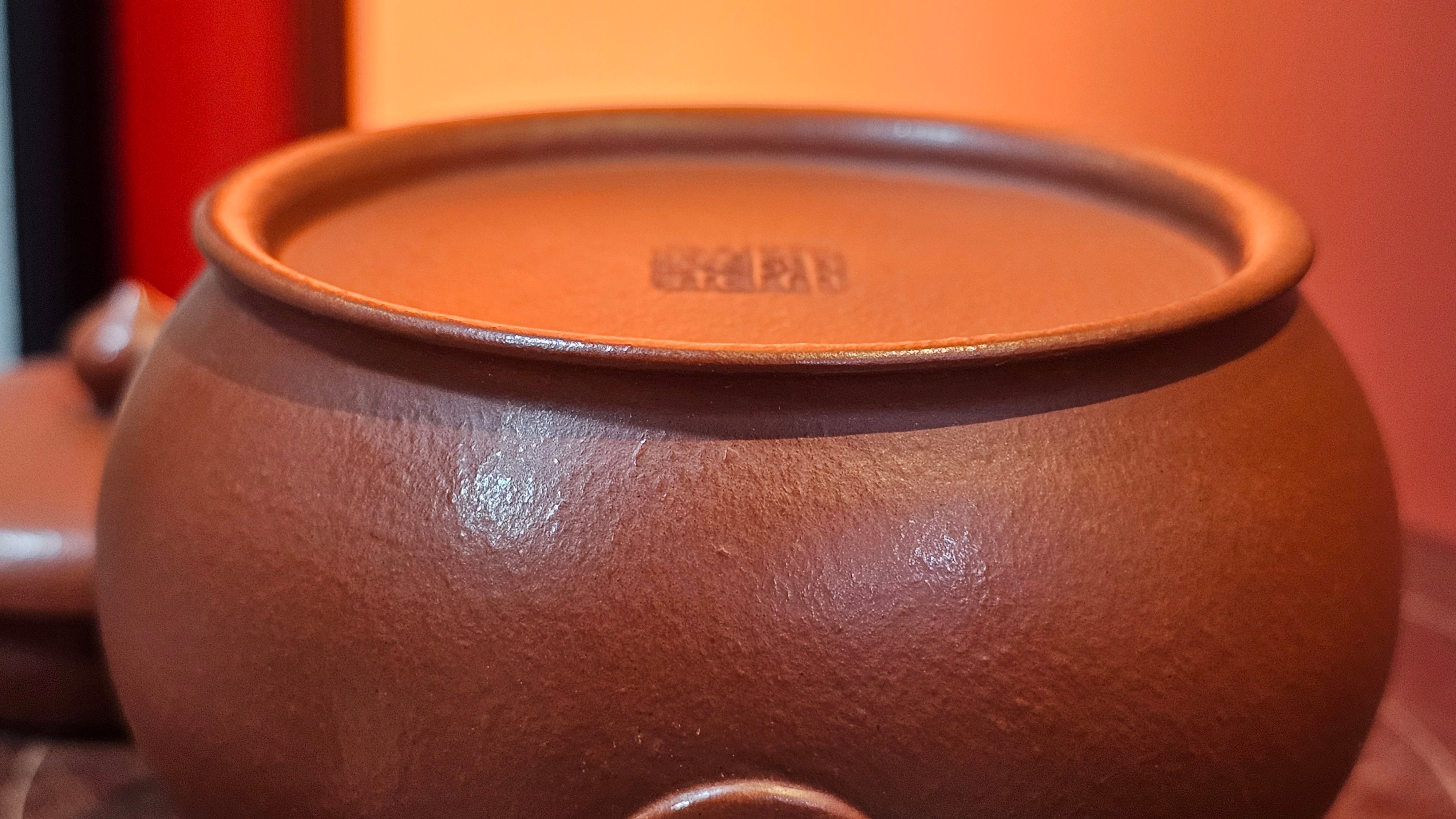 Yi Pin Hu, 170.0ml, Xiao Mei Yao Zhu Ni 小煤窑朱泥,  by Craftsman Chen Yue Fei 陈跃飞 ~!Congratulations to Mr J.G.! 2338hrs 23rd Oct 2025, Denver! CO.