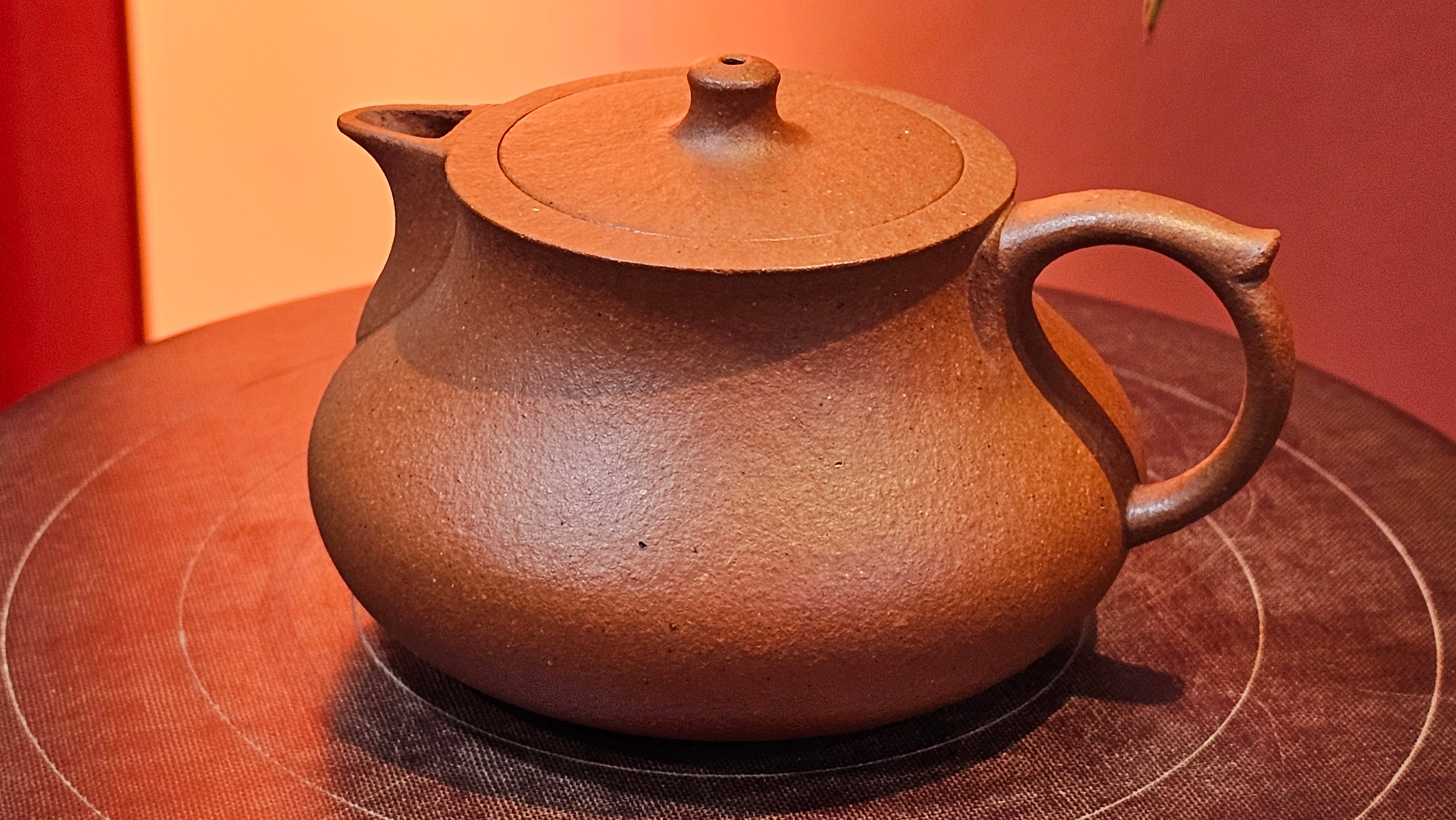 Le Rong 乐荣, 123.0ml, rare Zhu Sha 朱砂 (highest granularity form of ZhuNi), by Craftsman Gu Xiao Ming 顾小明 ~ Congratulations!to Mr S.L.! 2041hrs 13th Oct 2025, Copenhagen, Denmark🇩🇰!