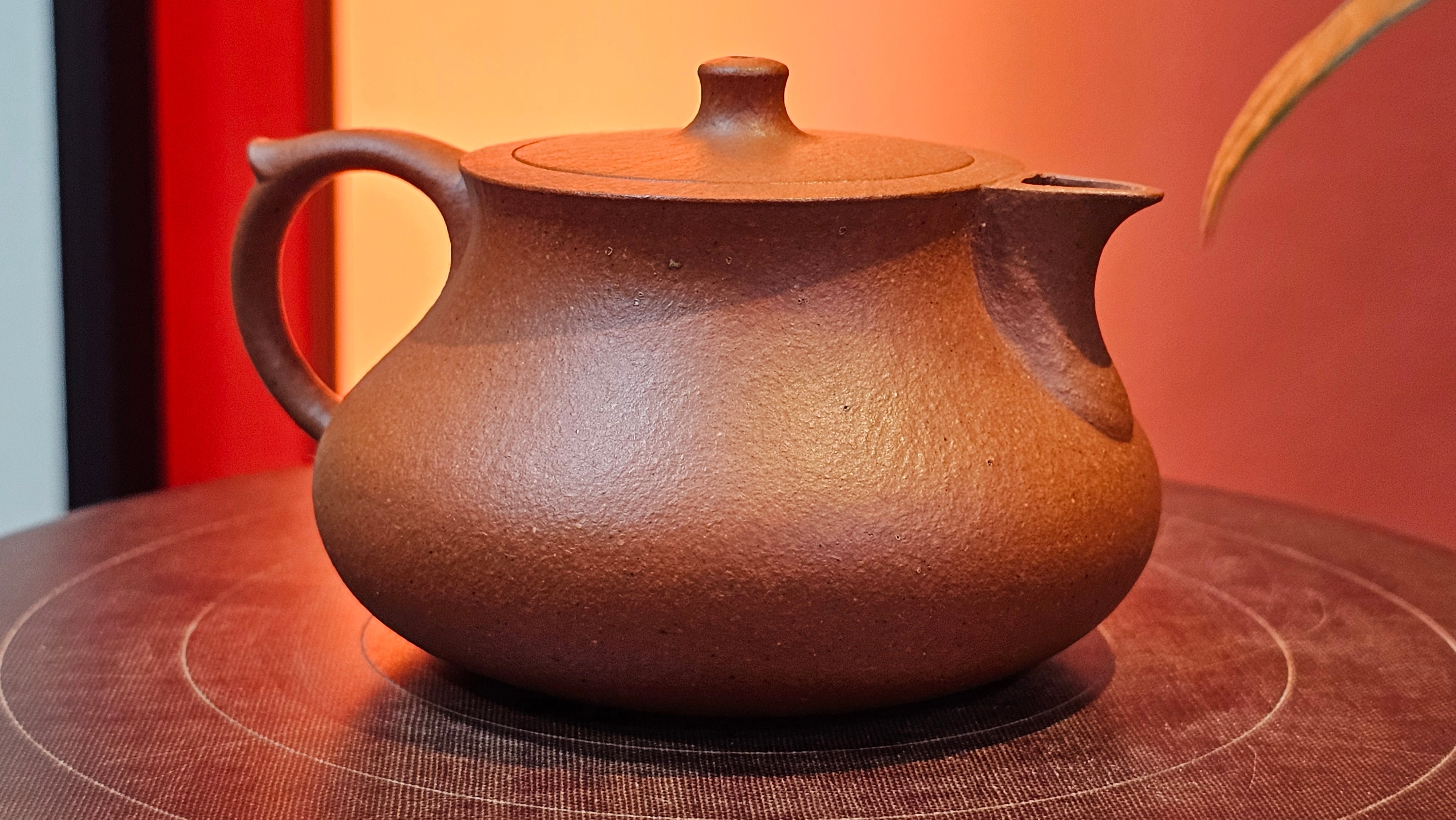 Le Rong 乐荣, 123.0ml, rare Zhu Sha 朱砂 (highest granularity form of ZhuNi), by Craftsman Gu Xiao Ming 顾小明 ~ Congratulations!to Mr S.L.! 2041hrs 13th Oct 2025, Copenhagen, Denmark🇩🇰!