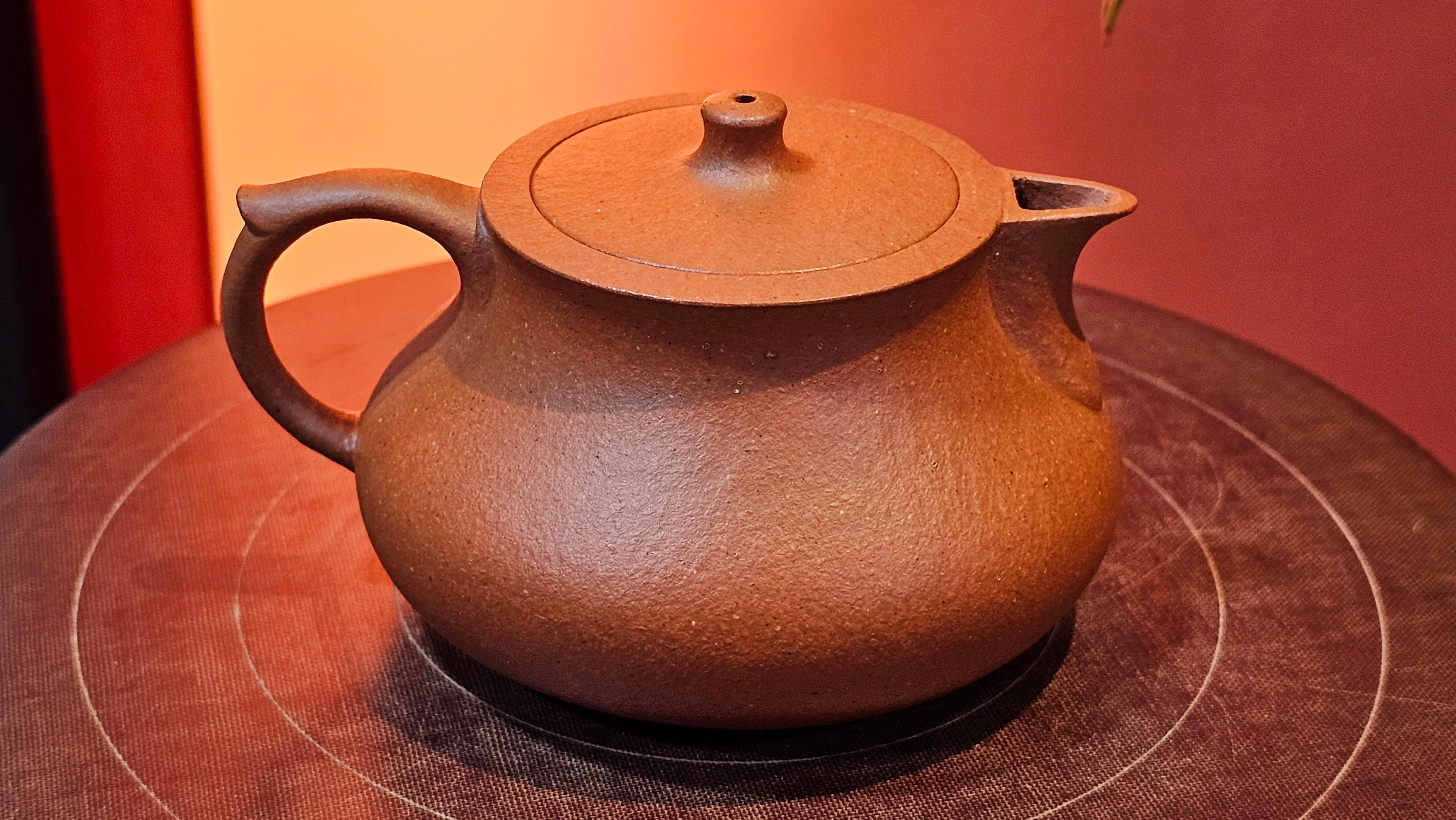 Le Rong 乐荣, 123.0ml, rare Zhu Sha 朱砂 (highest granularity form of ZhuNi), by Craftsman Gu Xiao Ming 顾小明 ~ Congratulations!to Mr S.L.! 2041hrs 13th Oct 2025, Copenhagen, Denmark🇩🇰!