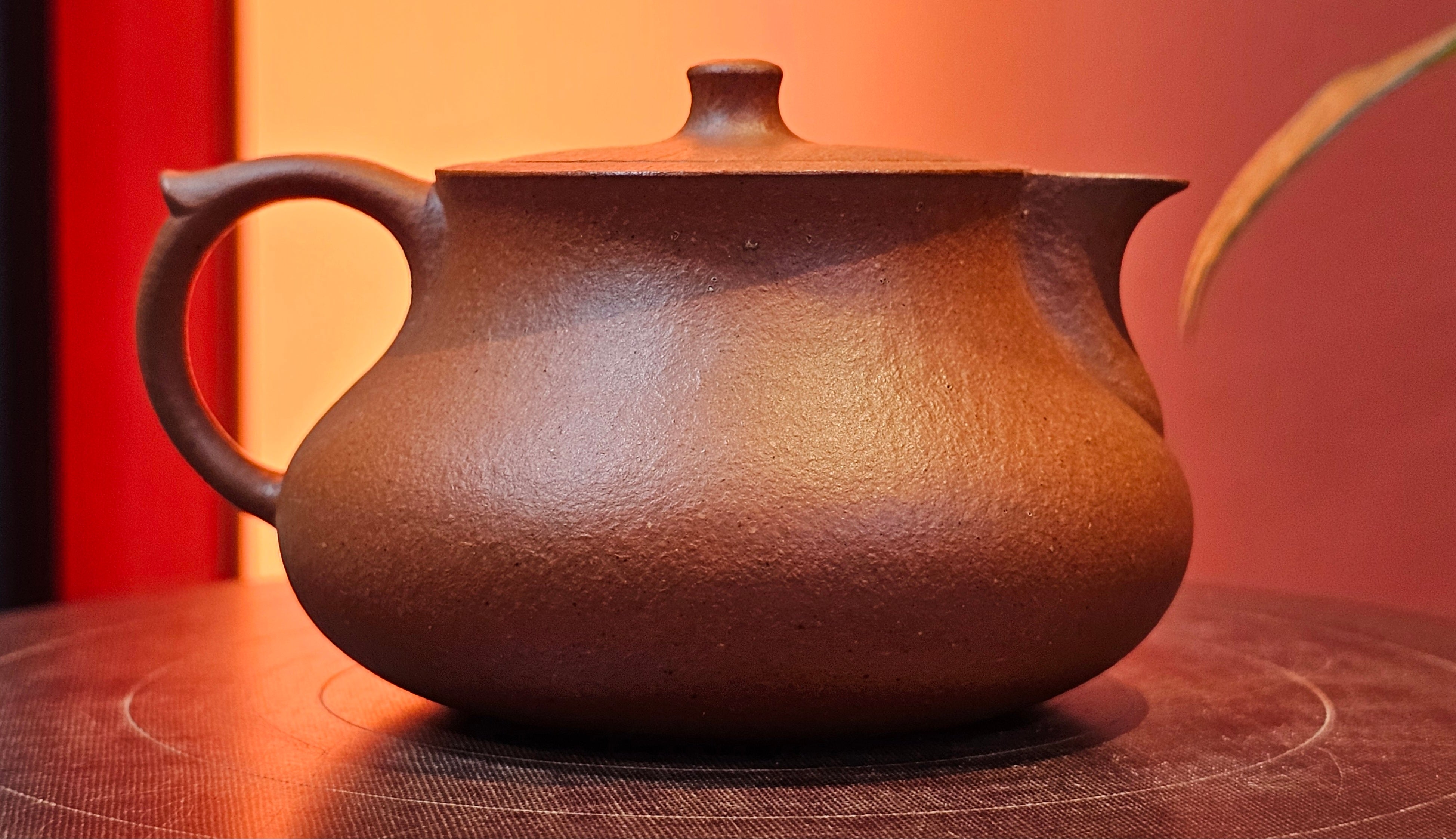 Le Rong 乐荣, 123.0ml, rare Zhu Sha 朱砂 (highest granularity form of ZhuNi), by Craftsman Gu Xiao Ming 顾小明 ~ Congratulations!to Mr S.L.! 2041hrs 13th Oct 2025, Copenhagen, Denmark🇩🇰!