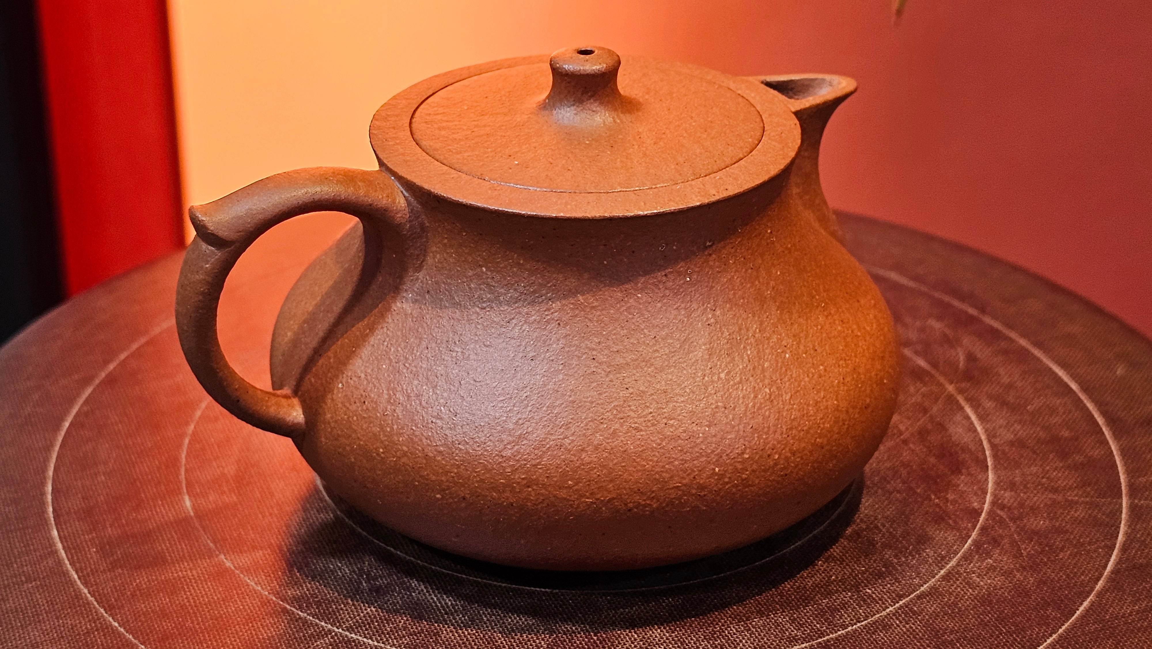 Le Rong 乐荣, 123.0ml, rare Zhu Sha 朱砂 (highest granularity form of ZhuNi), by Craftsman Gu Xiao Ming 顾小明 ~ Congratulations!to Mr S.L.! 2041hrs 13th Oct 2025, Copenhagen, Denmark🇩🇰!