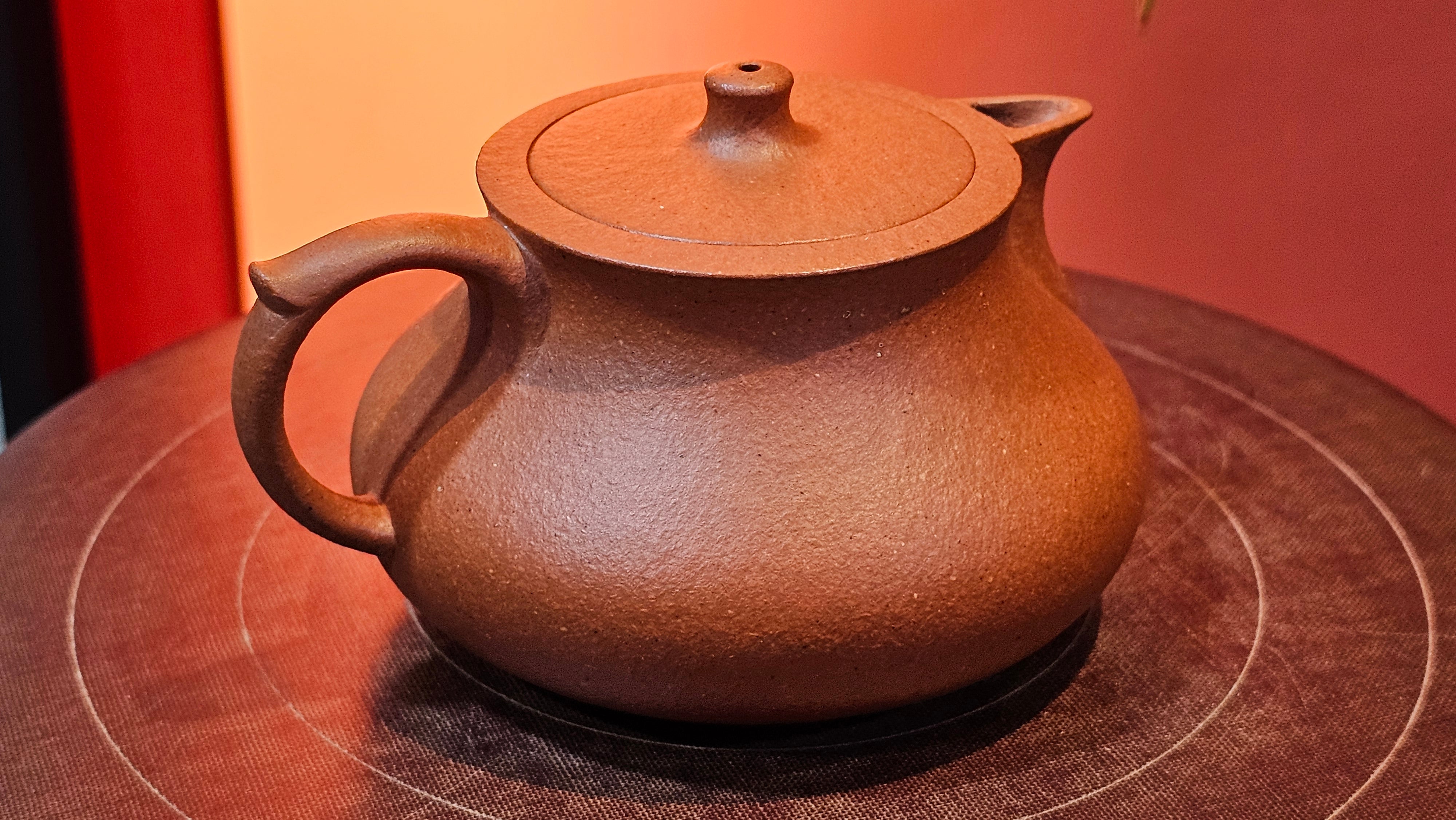 Le Rong 乐荣, 123.0ml, rare Zhu Sha 朱砂 (highest granularity form of ZhuNi), by Craftsman Gu Xiao Ming 顾小明 ~ Congratulations!to Mr S.L.! 2041hrs 13th Oct 2025, Copenhagen, Denmark🇩🇰!