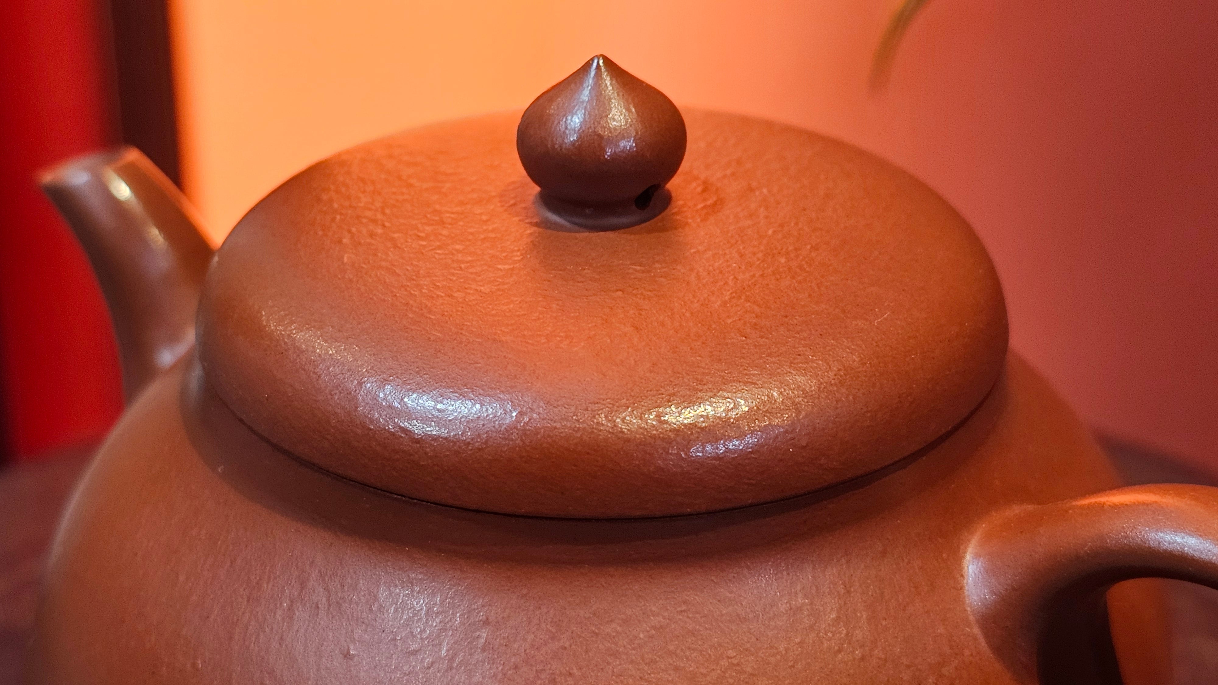 Yi Pin Hu, 170.0ml, Xiao Mei Yao Zhu Ni 小煤窑朱泥,  by Craftsman Chen Yue Fei 陈跃飞 ~!Congratulations to Mr J.G.! 2338hrs 23rd Oct 2025, Denver! CO.