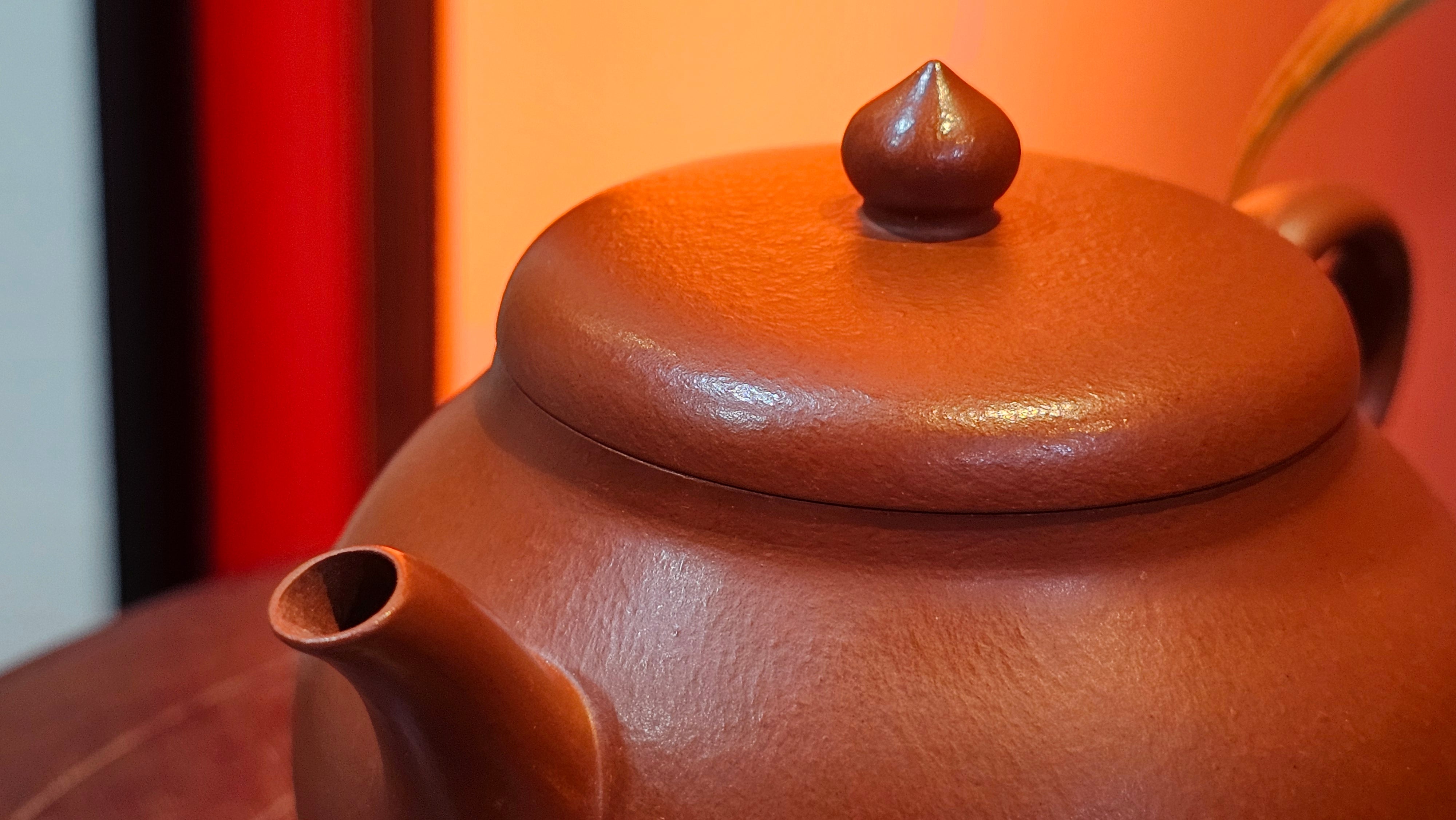 Yi Pin Hu, 170.0ml, Xiao Mei Yao Zhu Ni 小煤窑朱泥,  by Craftsman Chen Yue Fei 陈跃飞 ~!Congratulations to Mr J.G.! 2338hrs 23rd Oct 2025, Denver! CO.