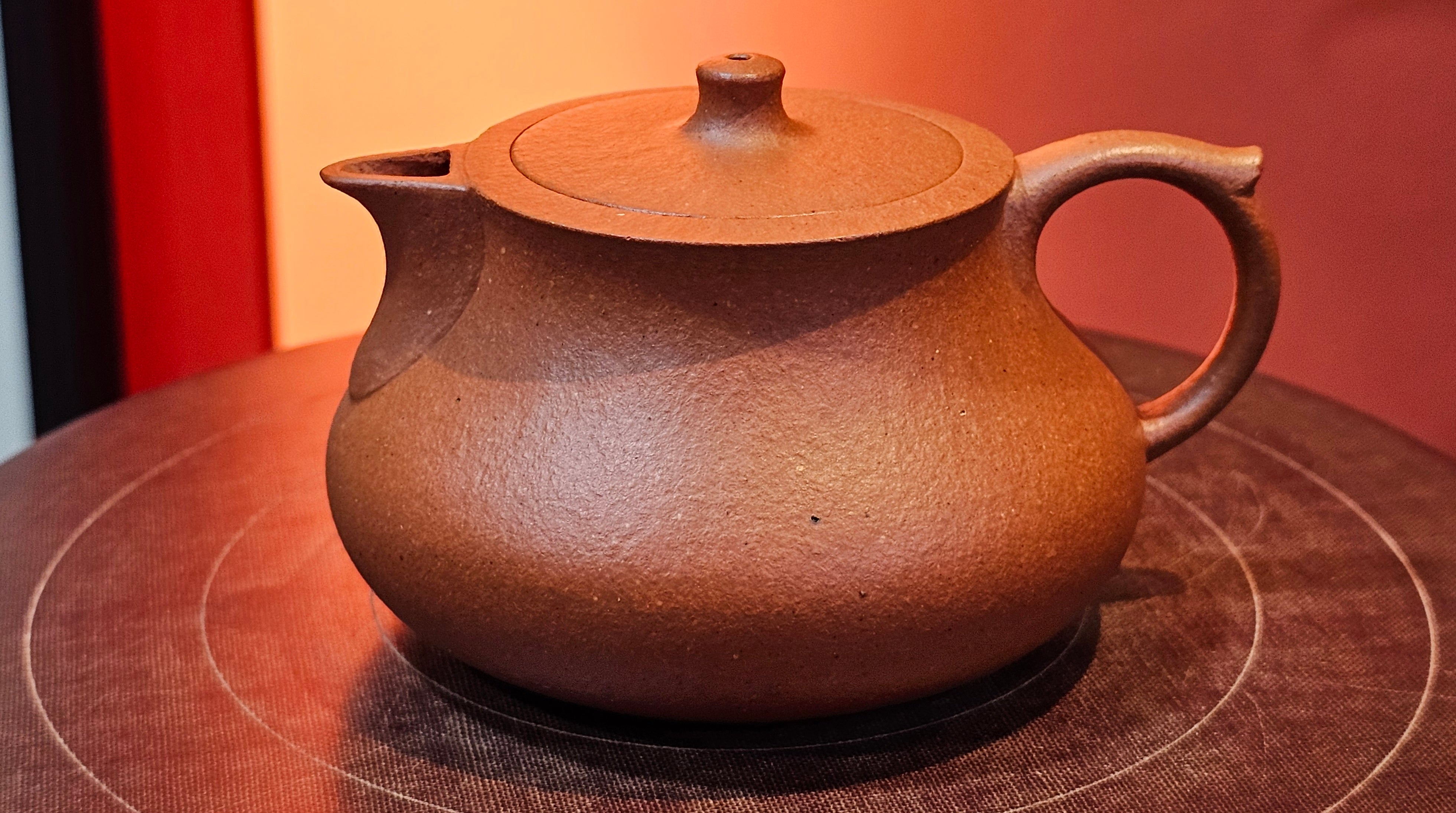 Le Rong 乐荣, 123.0ml, rare Zhu Sha 朱砂 (highest granularity form of ZhuNi), by Craftsman Gu Xiao Ming 顾小明 ~ Congratulations!to Mr S.L.! 2041hrs 13th Oct 2025, Copenhagen, Denmark🇩🇰!