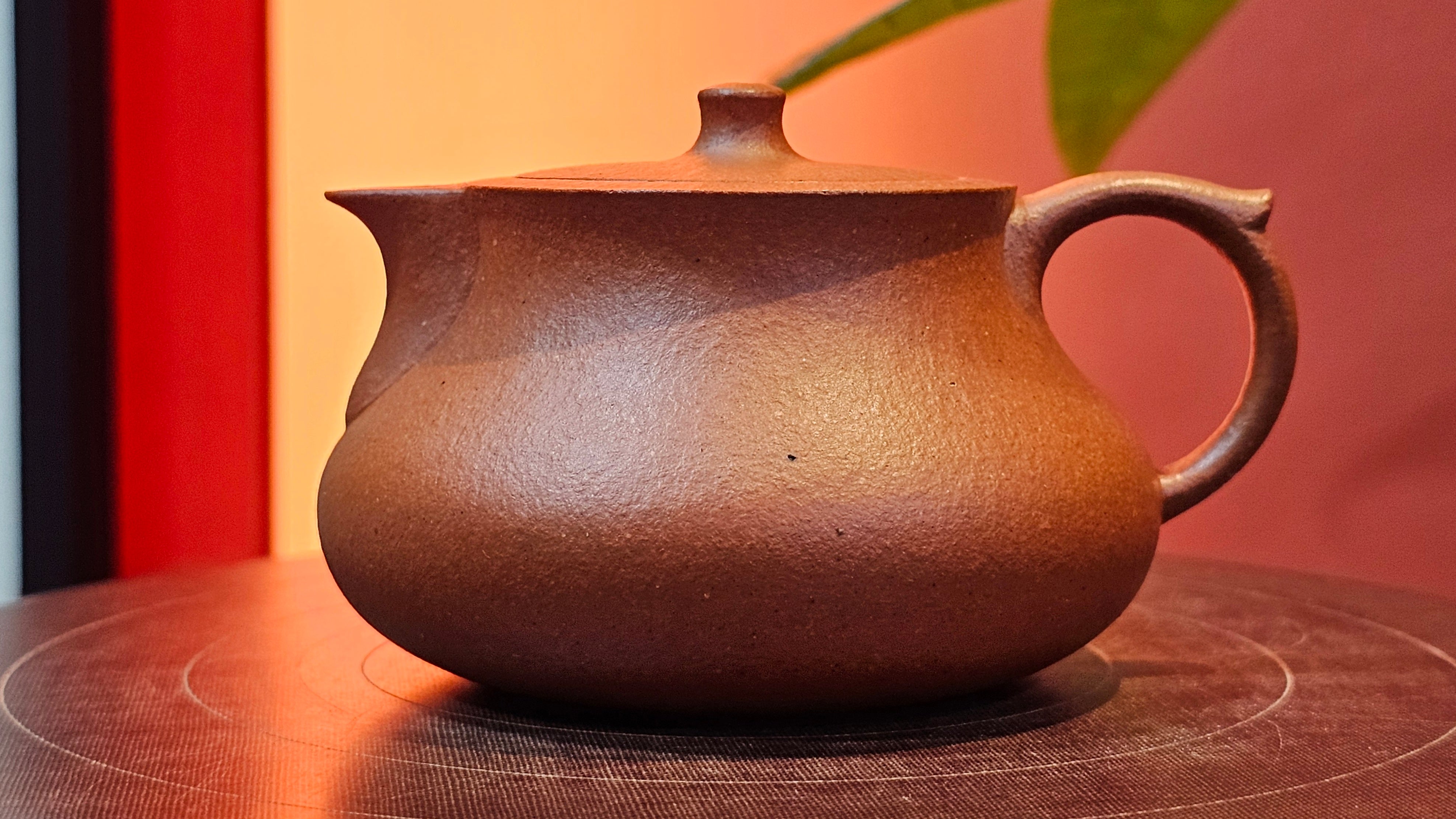 Le Rong 乐荣, 123.0ml, rare Zhu Sha 朱砂 (highest granularity form of ZhuNi), by Craftsman Gu Xiao Ming 顾小明 ~ Congratulations!to Mr S.L.! 2041hrs 13th Oct 2025, Copenhagen, Denmark🇩🇰!