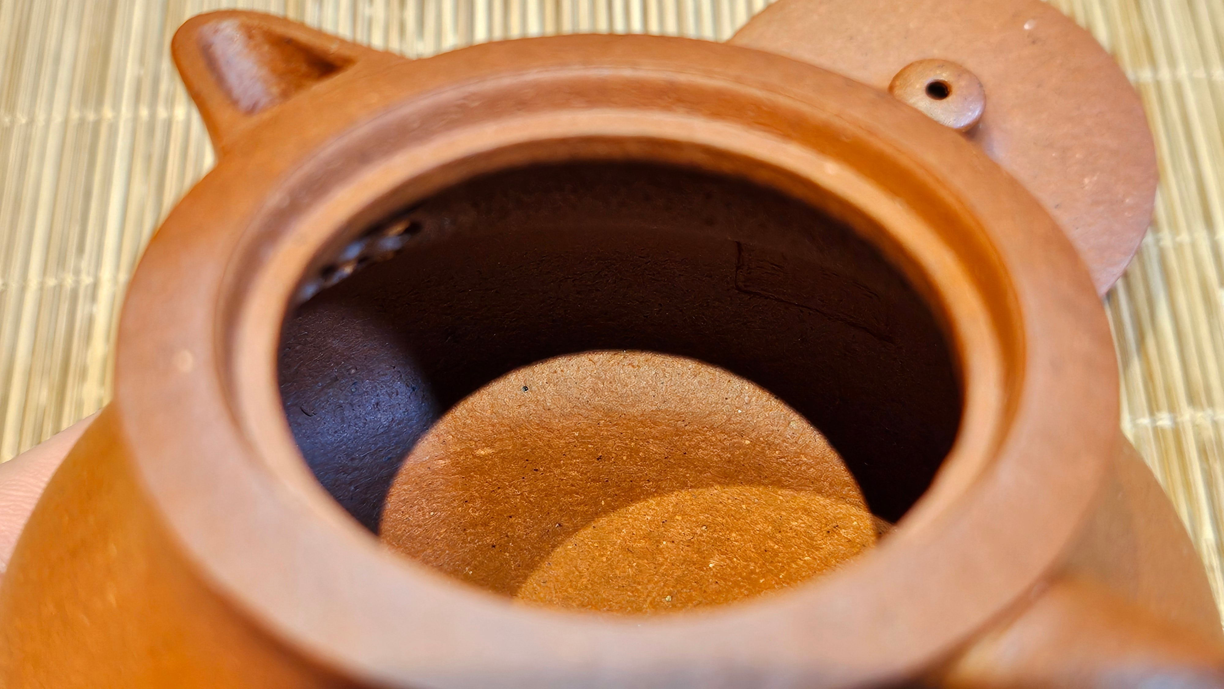 Le Rong 乐荣, 123.0ml, rare Zhu Sha 朱砂 (highest granularity form of ZhuNi), by Craftsman Gu Xiao Ming 顾小明 ~ Congratulations!to Mr S.L.! 2041hrs 13th Oct 2025, Copenhagen, Denmark🇩🇰!