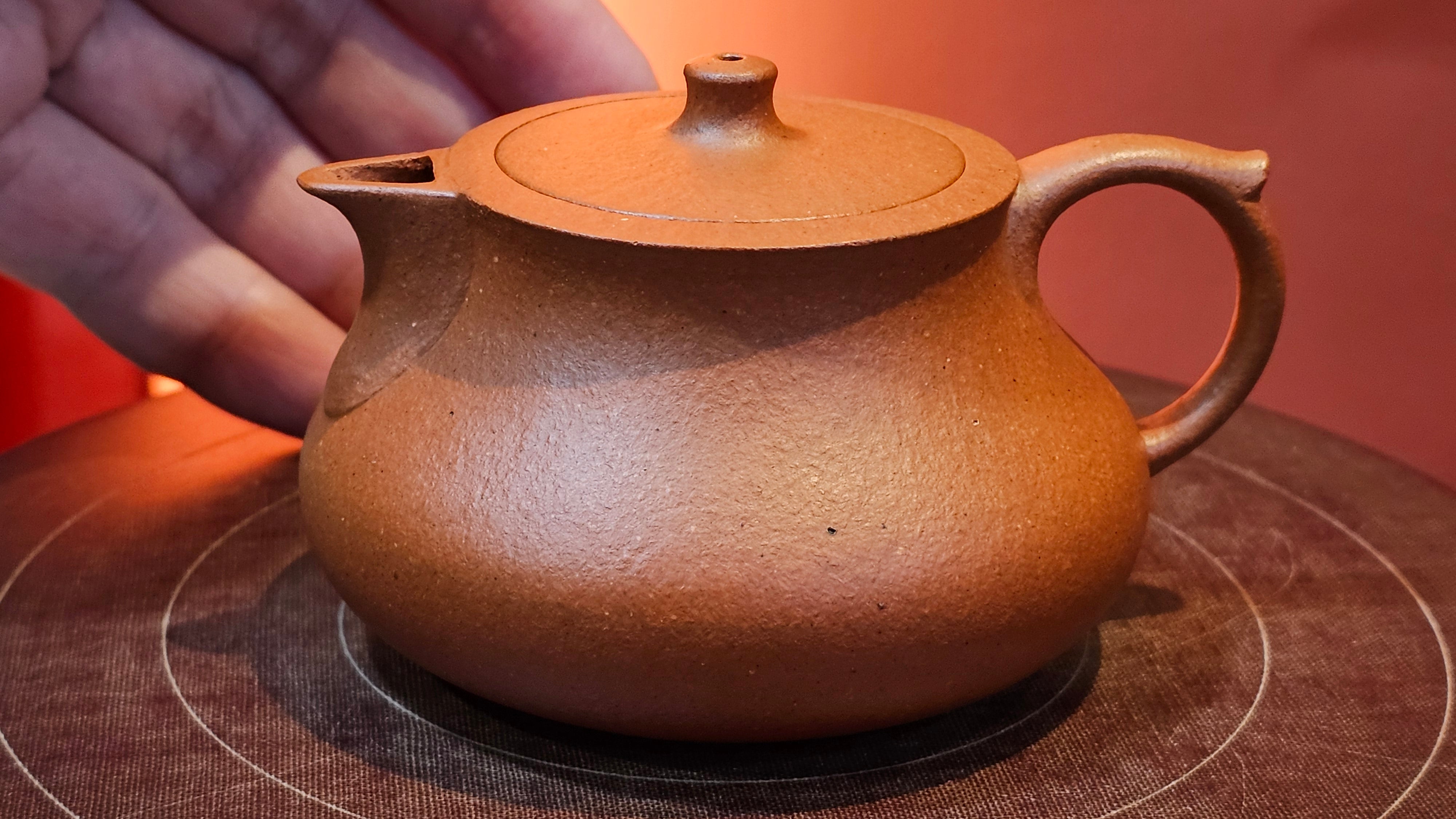 Le Rong 乐荣, 123.0ml, rare Zhu Sha 朱砂 (highest granularity form of ZhuNi), by Craftsman Gu Xiao Ming 顾小明 ~ Congratulations!to Mr S.L.! 2041hrs 13th Oct 2025, Copenhagen, Denmark🇩🇰!