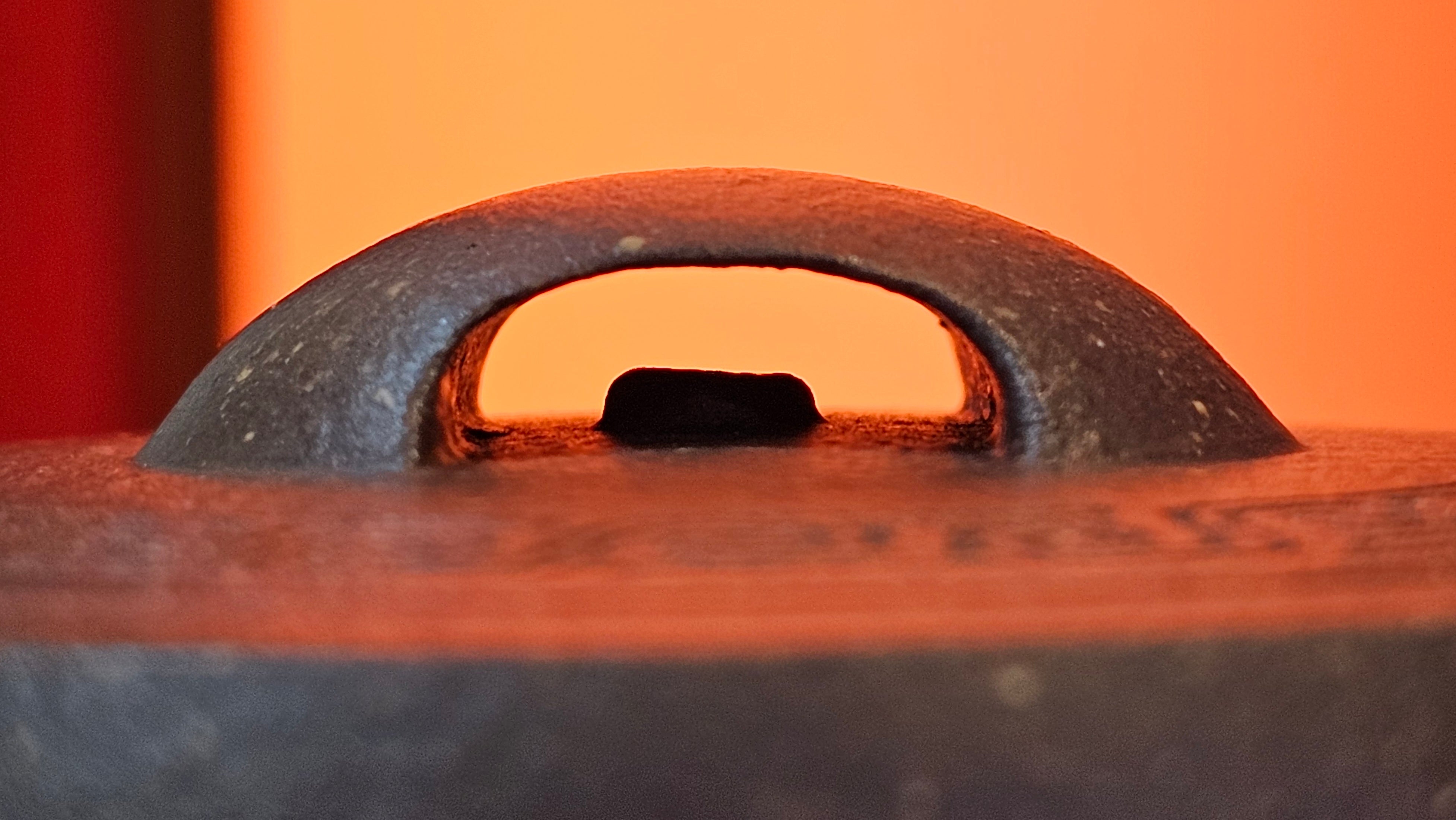 Niu Gai Jing Lan《牛盖井栏》, 164.3ml, Hei Zi Ni 黑紫泥, with Chinese Bronze Age Patterns~Engraving Art 青铜器纹样~刻绘, by our Craftsman Zhang Huan 张欢 ~ Congratulations to Mr T.A.! 2039hrs 15th Oct 2025, Samorin! Slovakia🇸🇰!