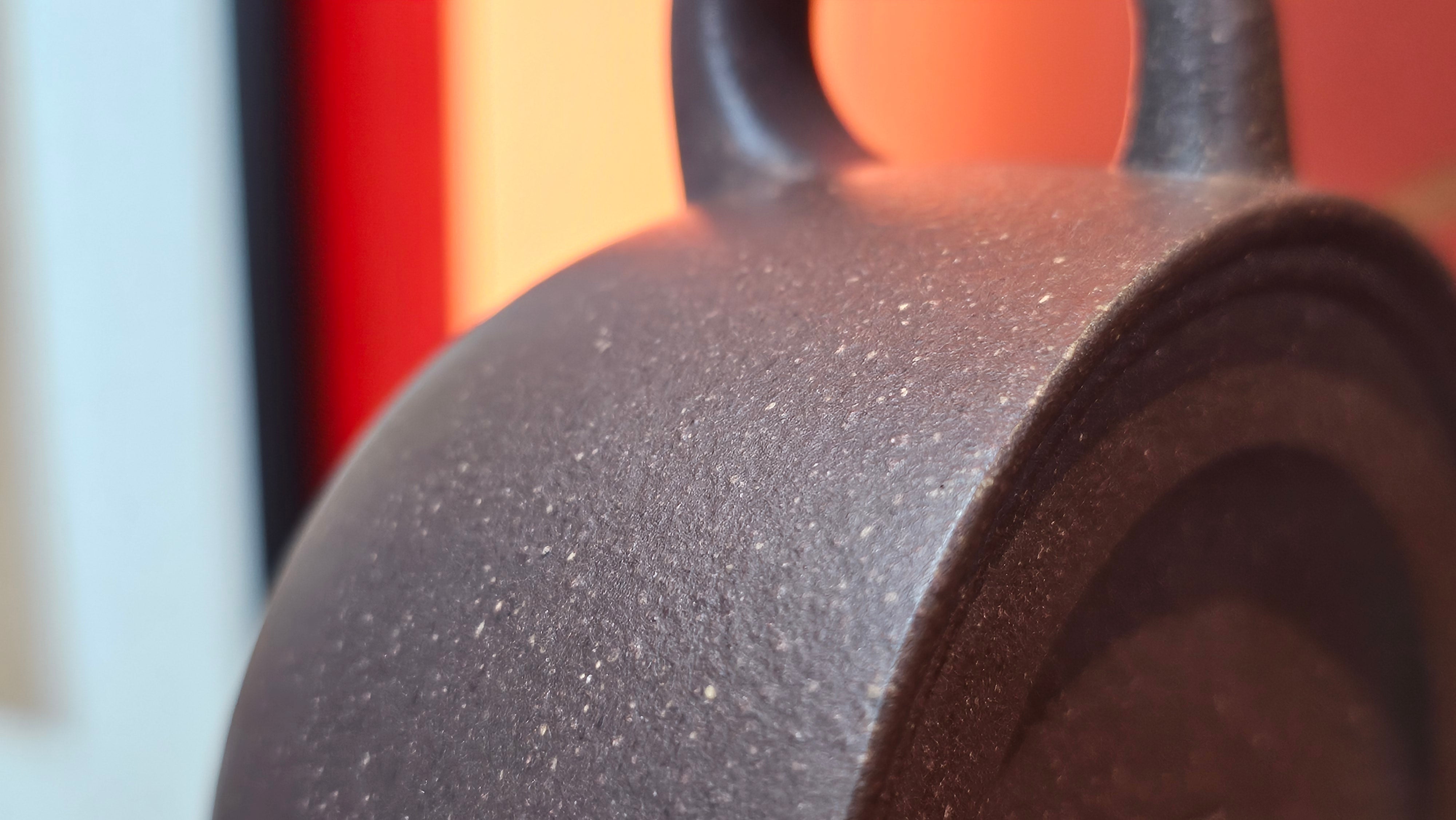 Niu Gai Jing Lan《牛盖井栏》, 164.3ml, Hei Zi Ni 黑紫泥, with Chinese Bronze Age Patterns~Engraving Art 青铜器纹样~刻绘, by our Craftsman Zhang Huan 张欢 ~ Congratulations to Mr T.A.! 2039hrs 15th Oct 2025, Samorin! Slovakia🇸🇰!