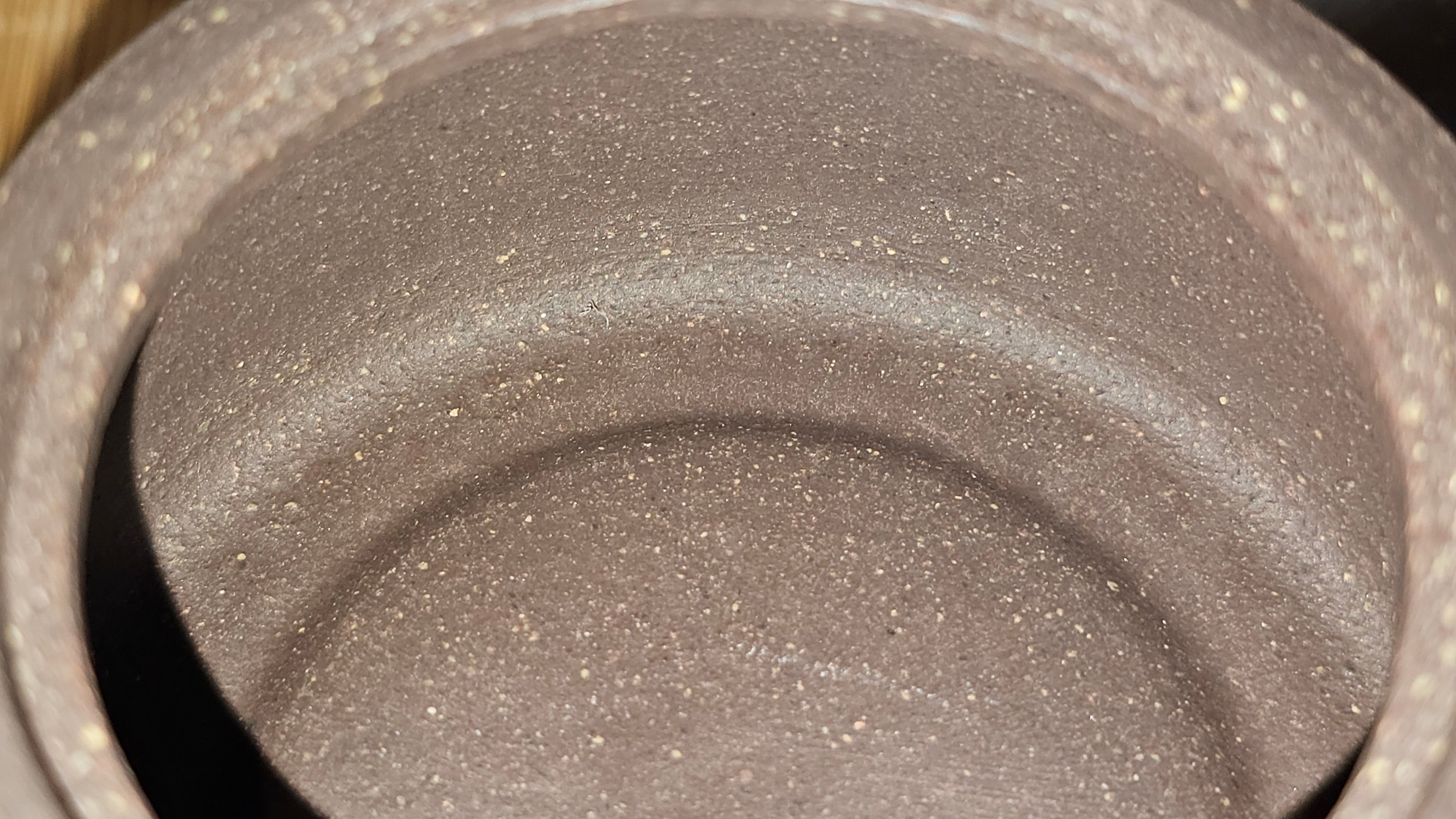 Niu Gai Jing Lan《牛盖井栏》, 164.3ml, Hei Zi Ni 黑紫泥, with Chinese Bronze Age Patterns~Engraving Art 青铜器纹样~刻绘, by our Craftsman Zhang Huan 张欢 ~ Congratulations to Mr T.A.! 2039hrs 15th Oct 2025, Samorin! Slovakia🇸🇰!