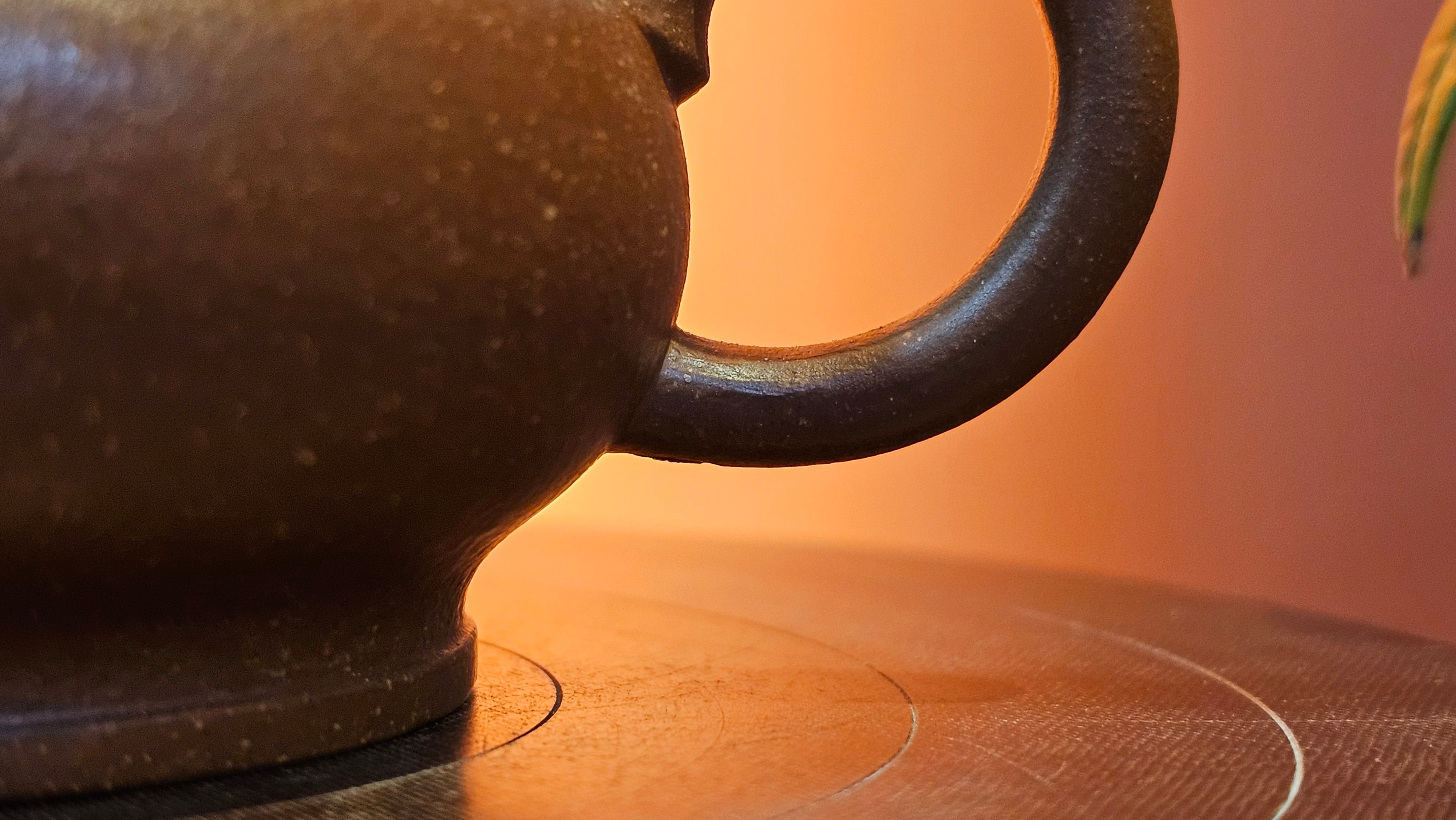 Song Jin Hu《颂金壶》, 151.4ml, Hong Jiang Po Ni 红降坡泥, by Craftsman Chen Gui Zhi 陈桂枝。(Red JiangPoNi rarer than Yellow JiangPoNi, XiaoMeiYao & ZhaoZhuang ZhuNi) ~ Congratulations!to Mr A.C.! 0130hrs 1st Nov 2025, Seattle! WA!