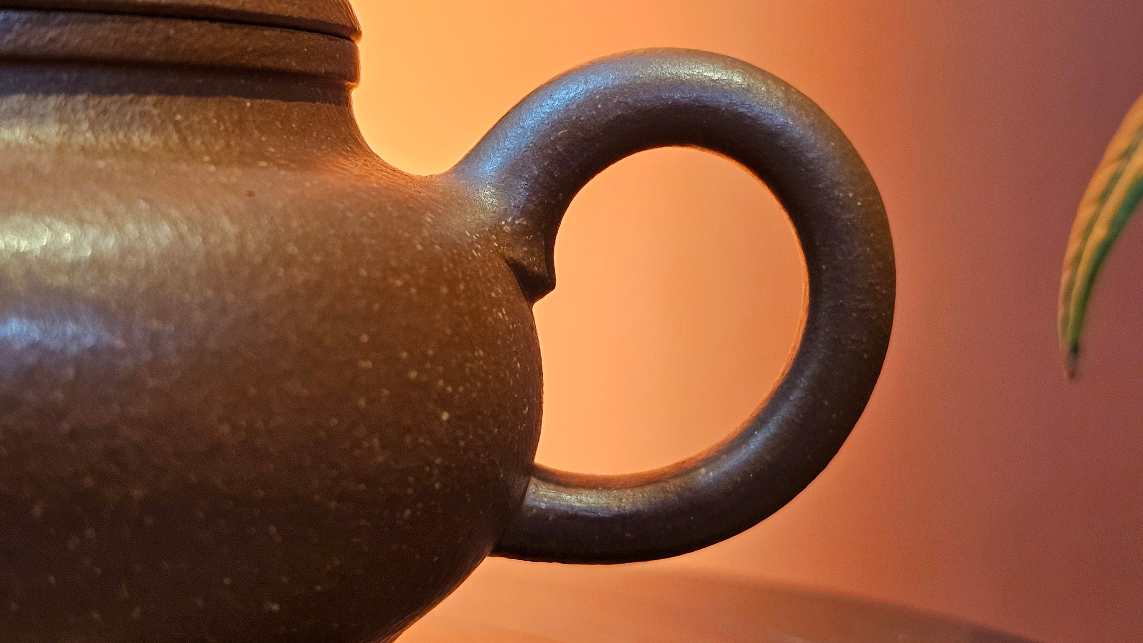 Song Jin Hu《颂金壶》, 151.4ml, Hong Jiang Po Ni 红降坡泥, by Craftsman Chen Gui Zhi 陈桂枝。(Red JiangPoNi rarer than Yellow JiangPoNi, XiaoMeiYao & ZhaoZhuang ZhuNi) ~ Congratulations!to Mr A.C.! 0130hrs 1st Nov 2025, Seattle! WA!