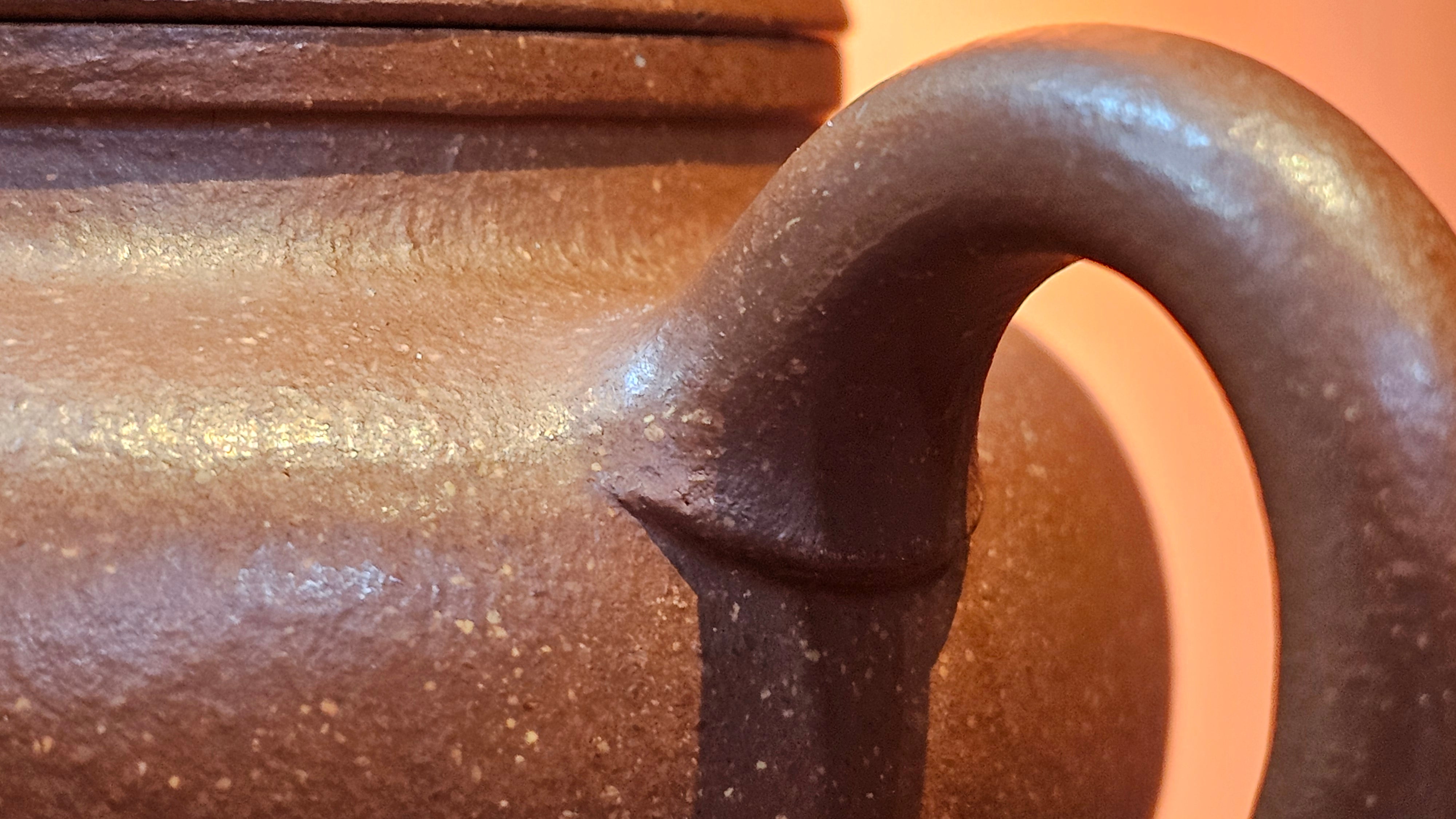 Song Jin Hu《颂金壶》, 151.4ml, Hong Jiang Po Ni 红降坡泥, by Craftsman Chen Gui Zhi 陈桂枝。(Red JiangPoNi rarer than Yellow JiangPoNi, XiaoMeiYao & ZhaoZhuang ZhuNi) ~ Congratulations!to Mr A.C.! 0130hrs 1st Nov 2025, Seattle! WA!