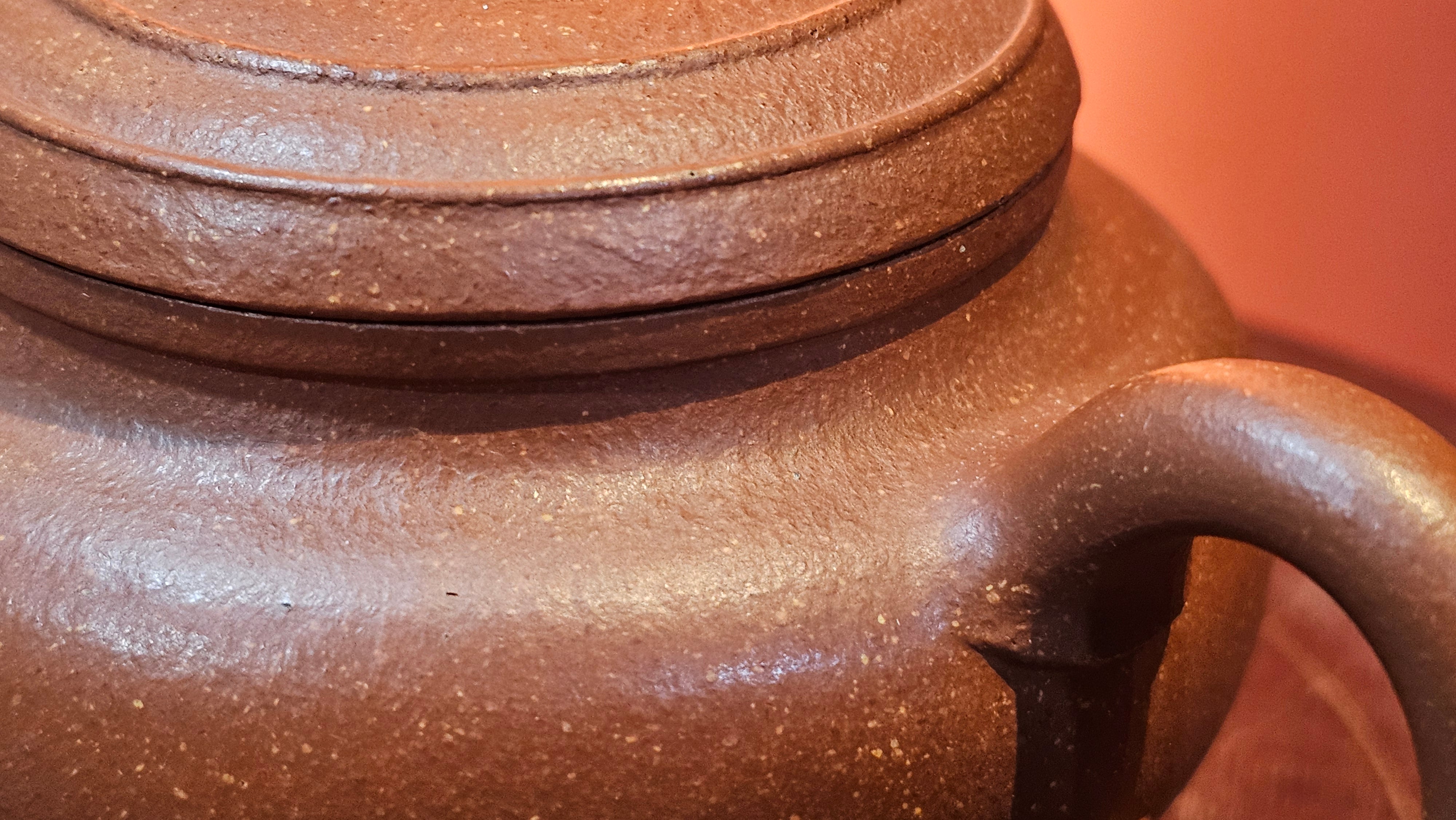 Song Jin Hu《颂金壶》, 151.4ml, Hong Jiang Po Ni 红降坡泥, by Craftsman Chen Gui Zhi 陈桂枝。(Red JiangPoNi rarer than Yellow JiangPoNi, XiaoMeiYao & ZhaoZhuang ZhuNi) ~ Congratulations!to Mr A.C.! 0130hrs 1st Nov 2025, Seattle! WA!