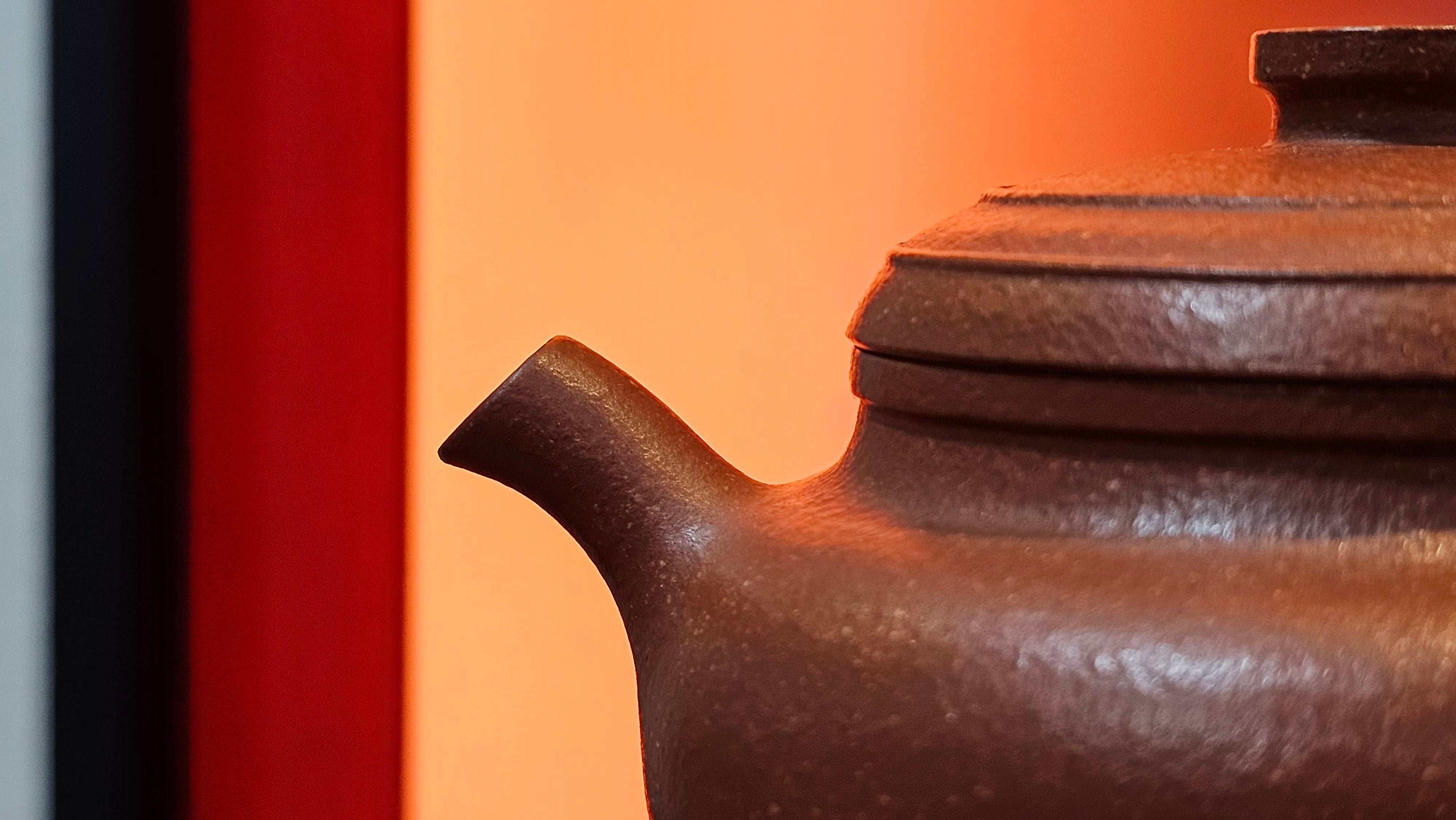 Song Jin Hu《颂金壶》, 151.4ml, Hong Jiang Po Ni 红降坡泥, by Craftsman Chen Gui Zhi 陈桂枝。(Red JiangPoNi rarer than Yellow JiangPoNi, XiaoMeiYao & ZhaoZhuang ZhuNi) ~ Congratulations!to Mr A.C.! 0130hrs 1st Nov 2025, Seattle! WA!