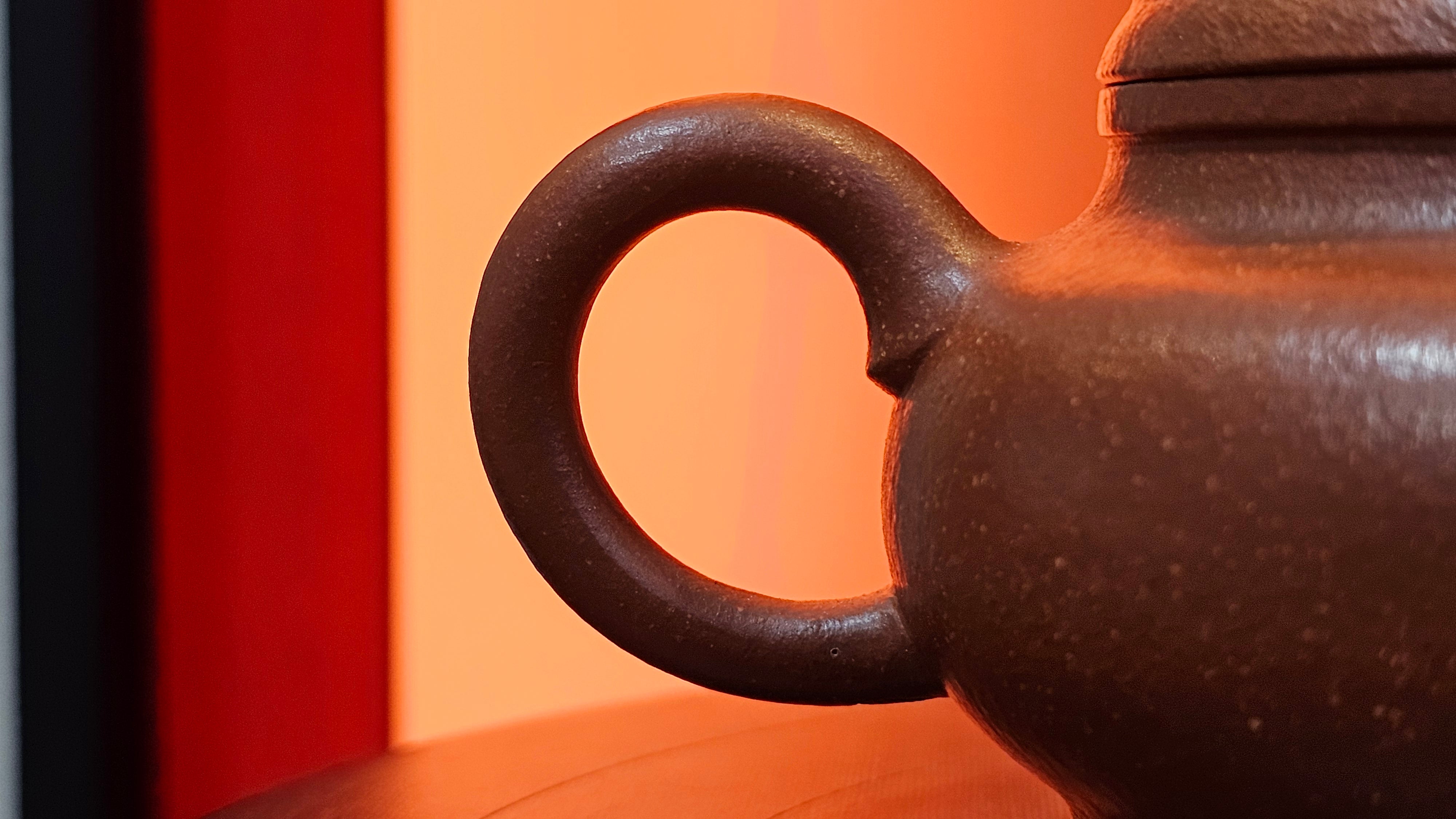 Song Jin Hu《颂金壶》, 151.4ml, Hong Jiang Po Ni 红降坡泥, by Craftsman Chen Gui Zhi 陈桂枝。(Red JiangPoNi rarer than Yellow JiangPoNi, XiaoMeiYao & ZhaoZhuang ZhuNi) ~ Congratulations!to Mr A.C.! 0130hrs 1st Nov 2025, Seattle! WA!