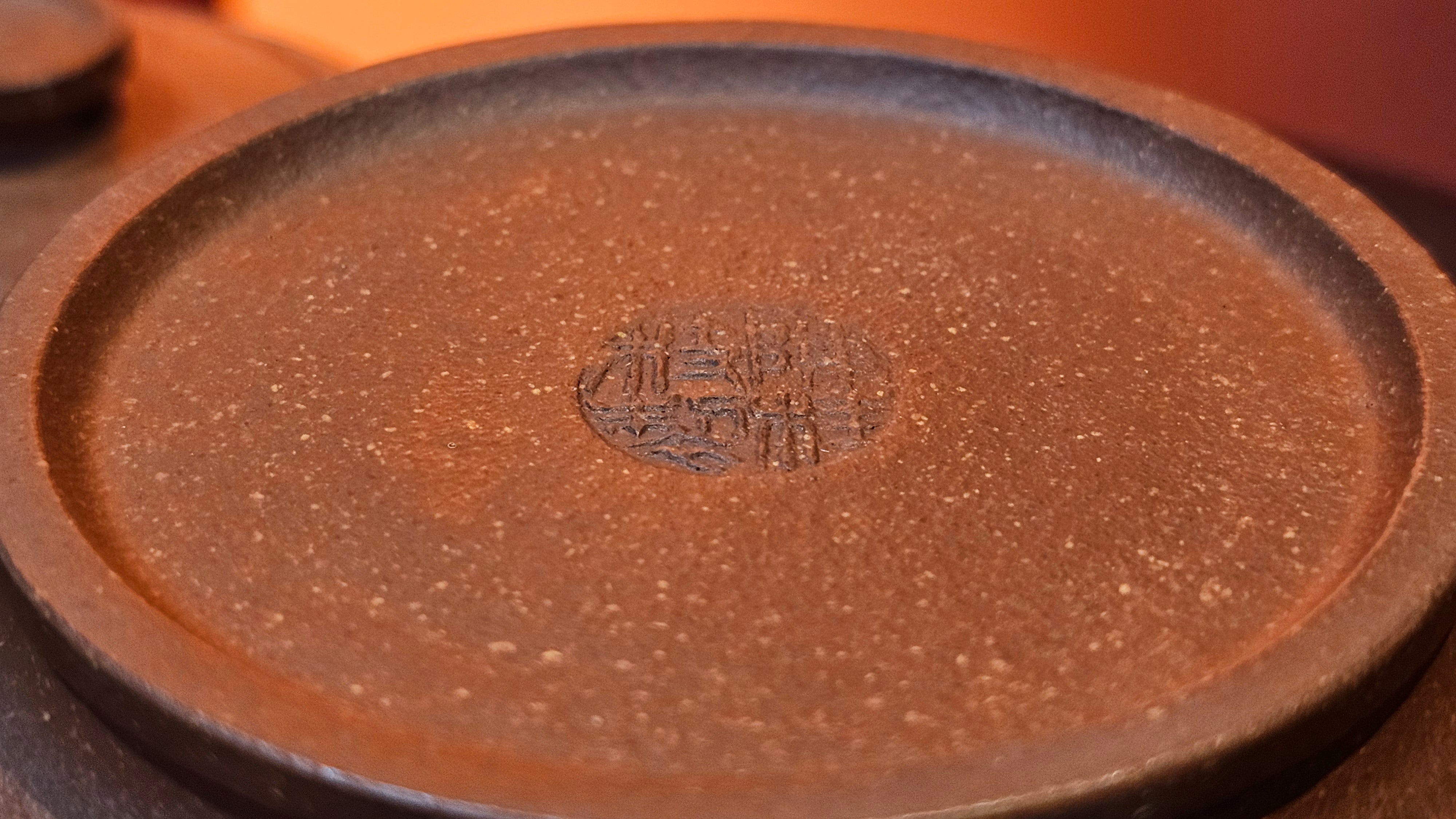 Song Jin Hu《颂金壶》, 151.4ml, Hong Jiang Po Ni 红降坡泥, by Craftsman Chen Gui Zhi 陈桂枝。(Red JiangPoNi rarer than Yellow JiangPoNi, XiaoMeiYao & ZhaoZhuang ZhuNi) ~ Congratulations!to Mr A.C.! 0130hrs 1st Nov 2025, Seattle! WA!