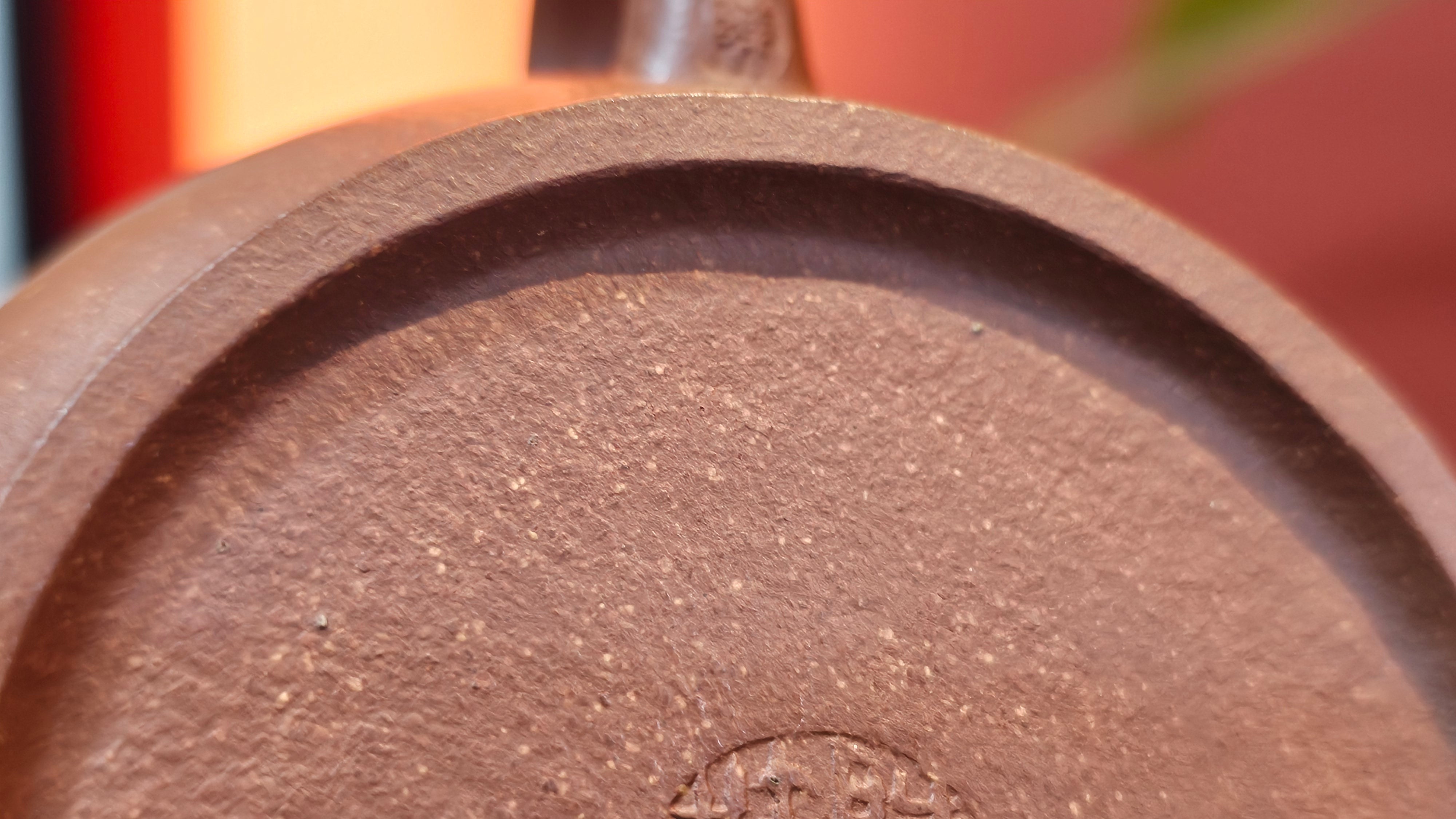 Song Jin Hu《颂金壶》, 151.4ml, Hong Jiang Po Ni 红降坡泥, by Craftsman Chen Gui Zhi 陈桂枝。(Red JiangPoNi rarer than Yellow JiangPoNi, XiaoMeiYao & ZhaoZhuang ZhuNi) ~ Congratulations!to Mr A.C.! 0130hrs 1st Nov 2025, Seattle! WA!