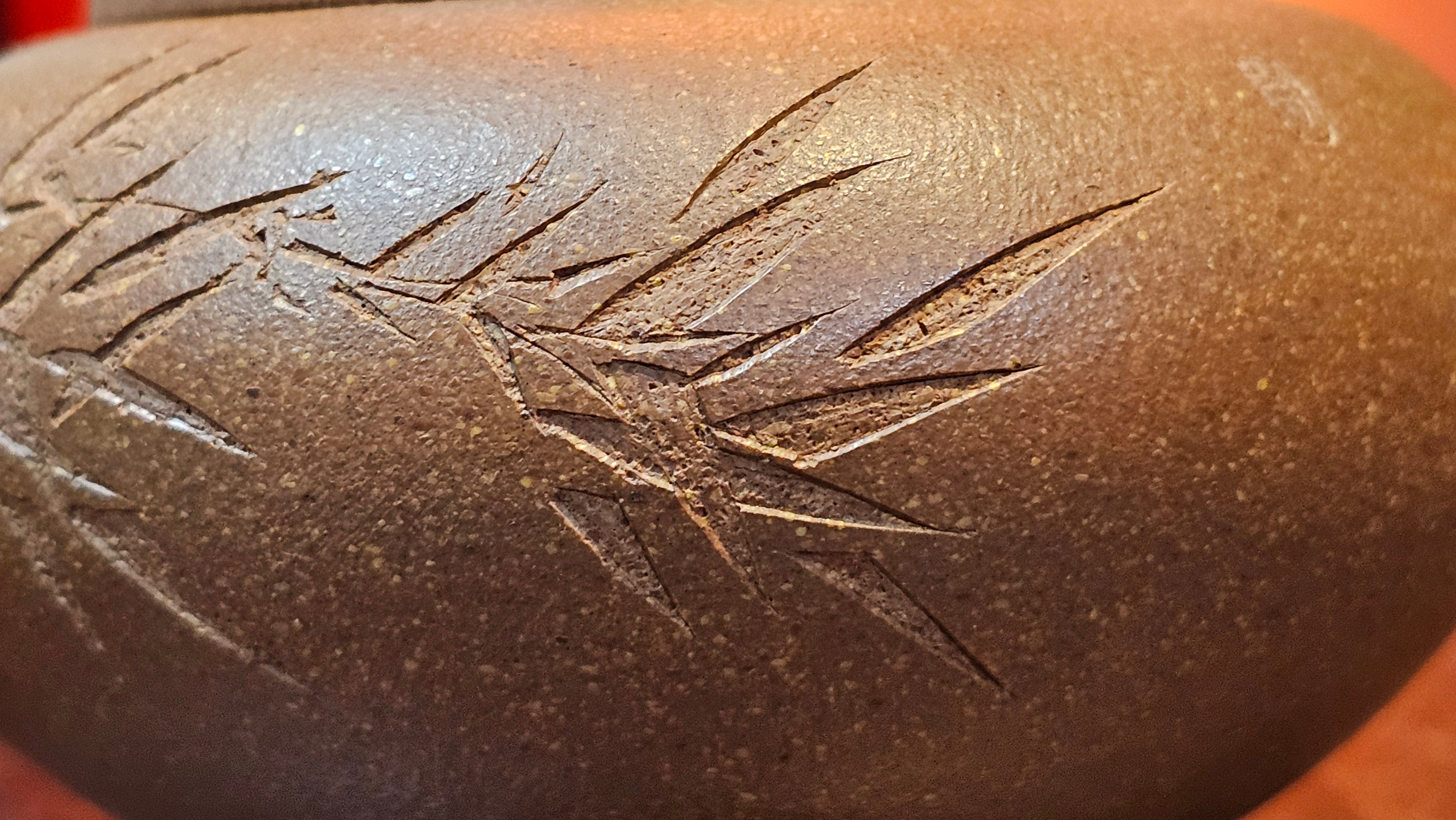 《一叶知秋》Yi Ye Zhi Qiu ~ "The Autumn Leaf", 166.5ml, Bao Shan Duan Ni 宝山段泥, by our Craftsman Zhang Huan 张欢, Bamboo and Calligraphy Engraving by Craftsman Yi Cheng 逸成 ~!Congratulations to Mr A.A.! 1006hrs 15th Oct 2025, Port Franks! Canada🇨🇦.