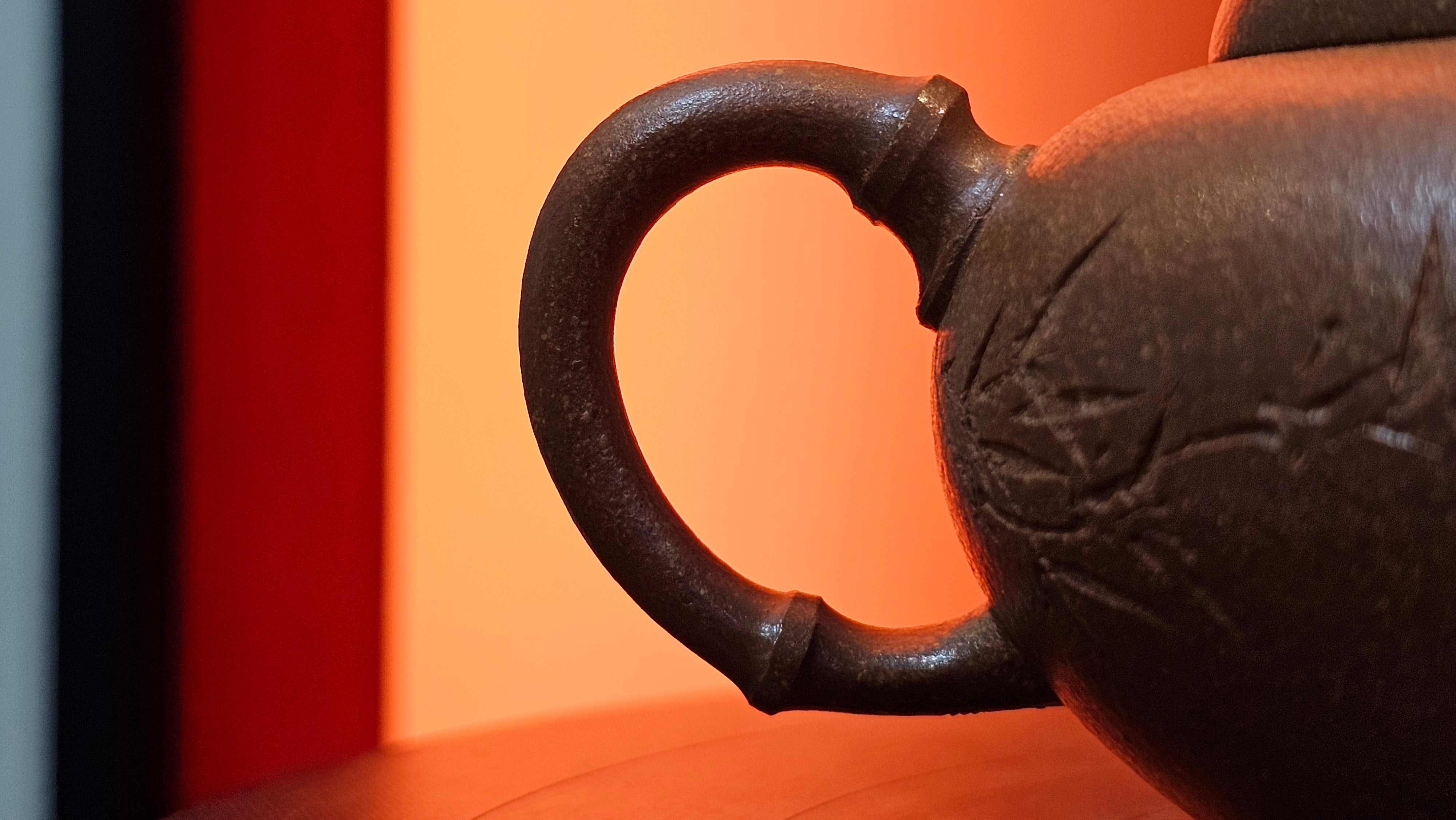 《一叶知秋》Yi Ye Zhi Qiu ~ "The Autumn Leaf", 166.5ml, Bao Shan Duan Ni 宝山段泥, by our Craftsman Zhang Huan 张欢, Bamboo and Calligraphy Engraving by Craftsman Yi Cheng 逸成 ~!Congratulations to Mr A.A.! 1006hrs 15th Oct 2025, Port Franks! Canada🇨🇦.