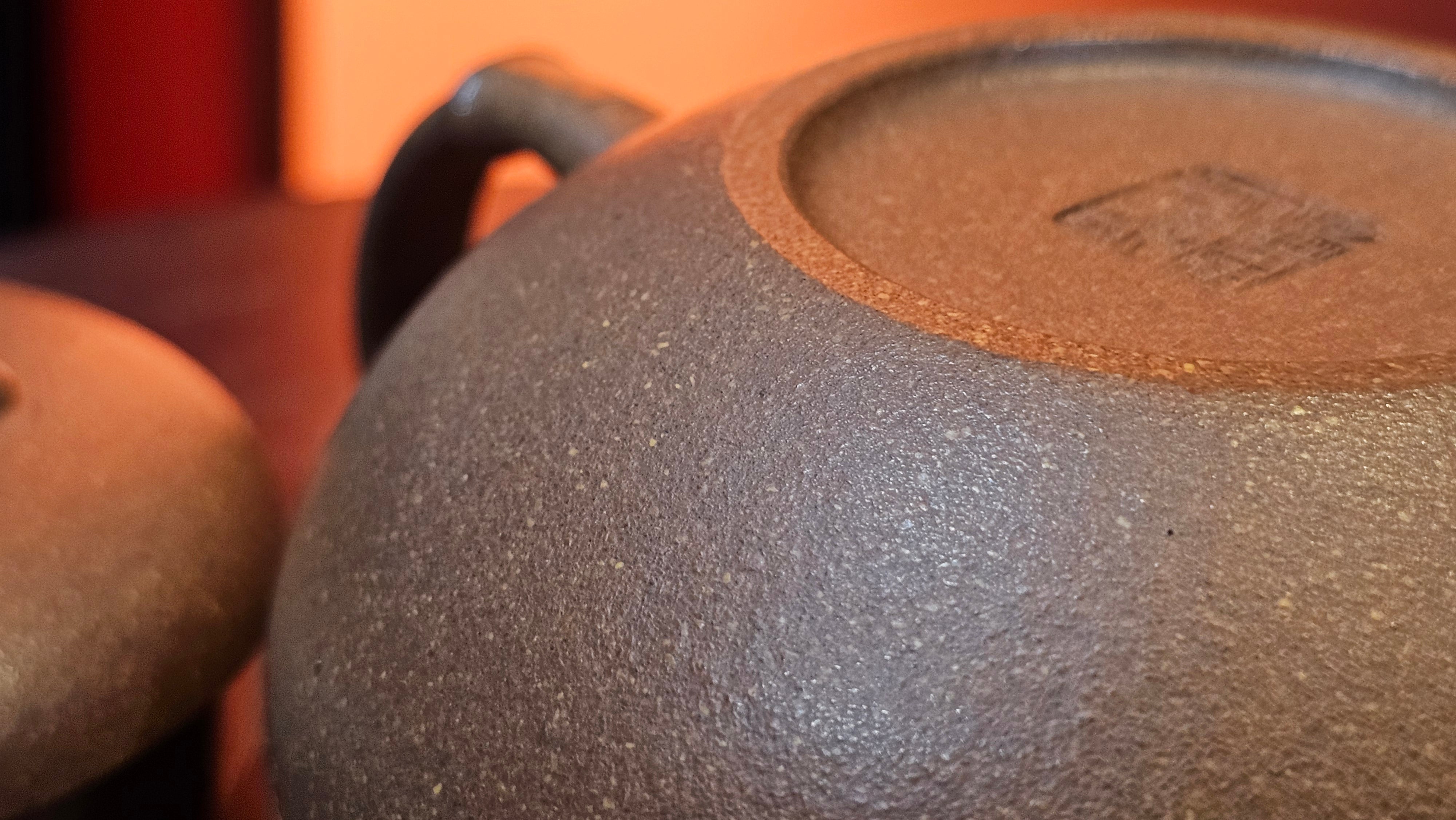 《一叶知秋》Yi Ye Zhi Qiu ~ "The Autumn Leaf", 166.5ml, Bao Shan Duan Ni 宝山段泥, by our Craftsman Zhang Huan 张欢, Bamboo and Calligraphy Engraving by Craftsman Yi Cheng 逸成 ~!Congratulations to Mr A.A.! 1006hrs 15th Oct 2025, Port Franks! Canada🇨🇦.