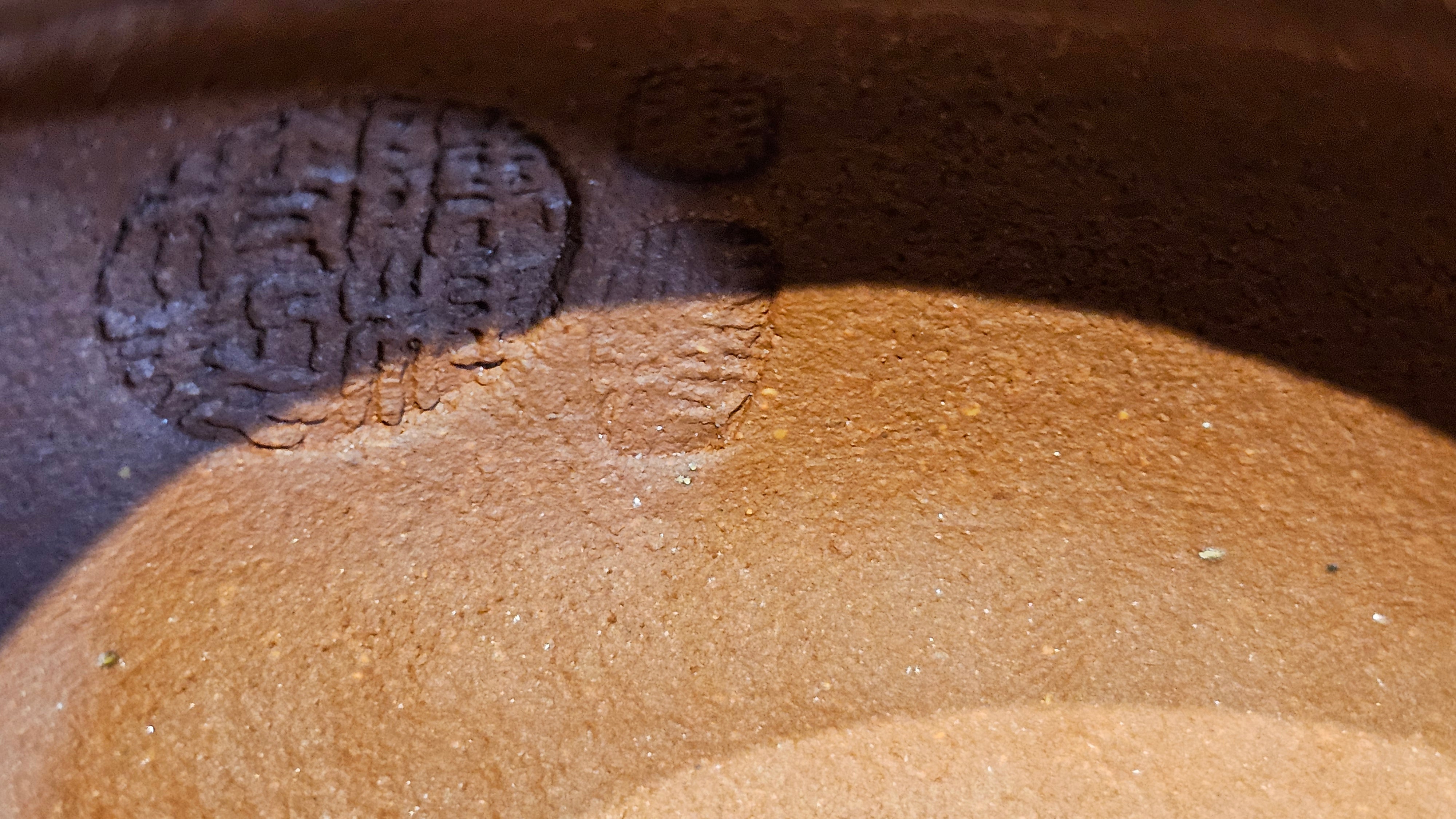 Song Jin Hu《颂金壶》, 151.4ml, Hong Jiang Po Ni 红降坡泥, by Craftsman Chen Gui Zhi 陈桂枝。(Red JiangPoNi rarer than Yellow JiangPoNi, XiaoMeiYao & ZhaoZhuang ZhuNi) ~ Congratulations!to Mr A.C.! 0130hrs 1st Nov 2025, Seattle! WA!