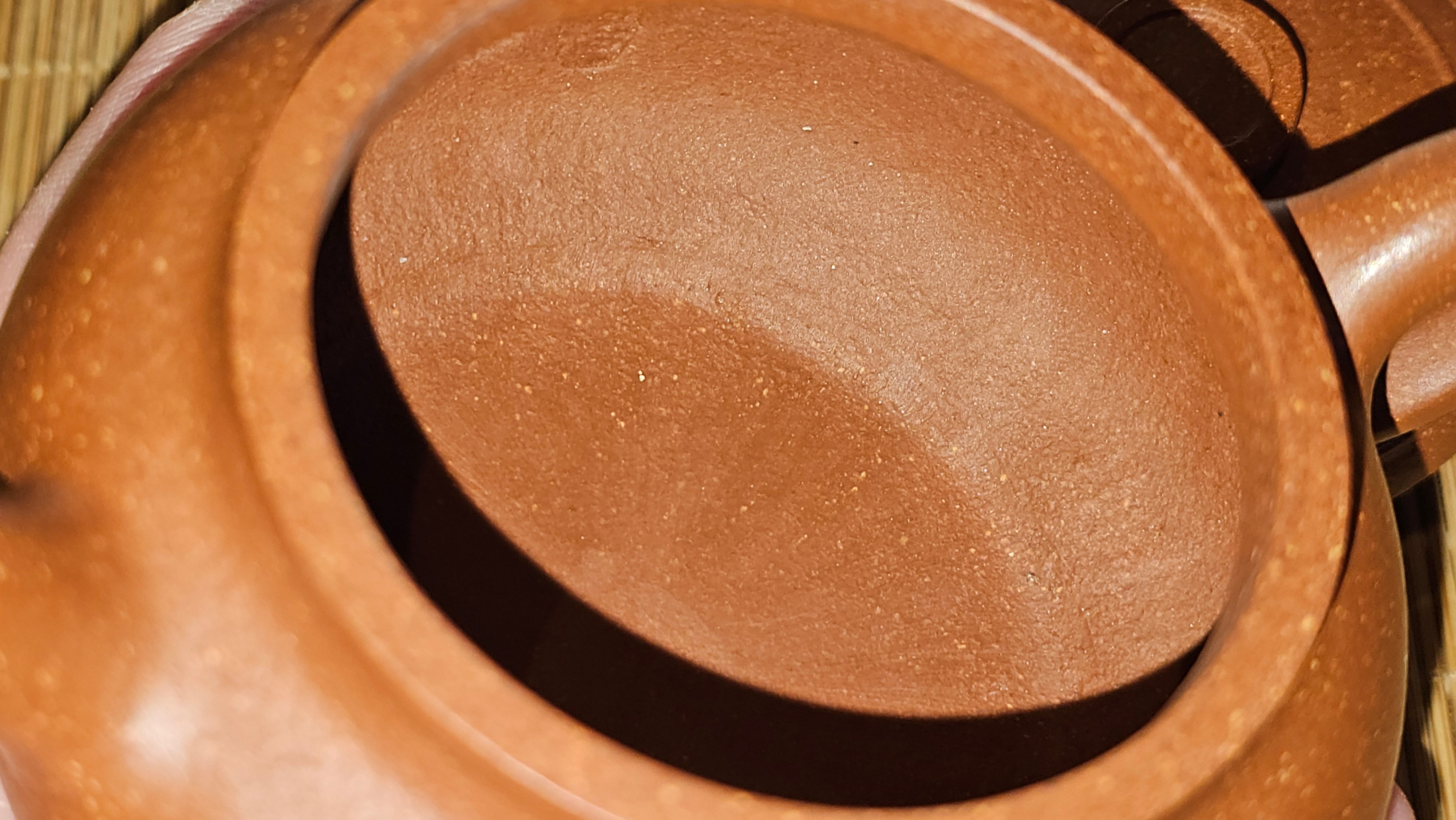 Song Jin Hu《颂金壶》, 151.4ml, Hong Jiang Po Ni 红降坡泥, by Craftsman Chen Gui Zhi 陈桂枝。(Red JiangPoNi rarer than Yellow JiangPoNi, XiaoMeiYao & ZhaoZhuang ZhuNi) ~ Congratulations!to Mr A.C.! 0130hrs 1st Nov 2025, Seattle! WA!