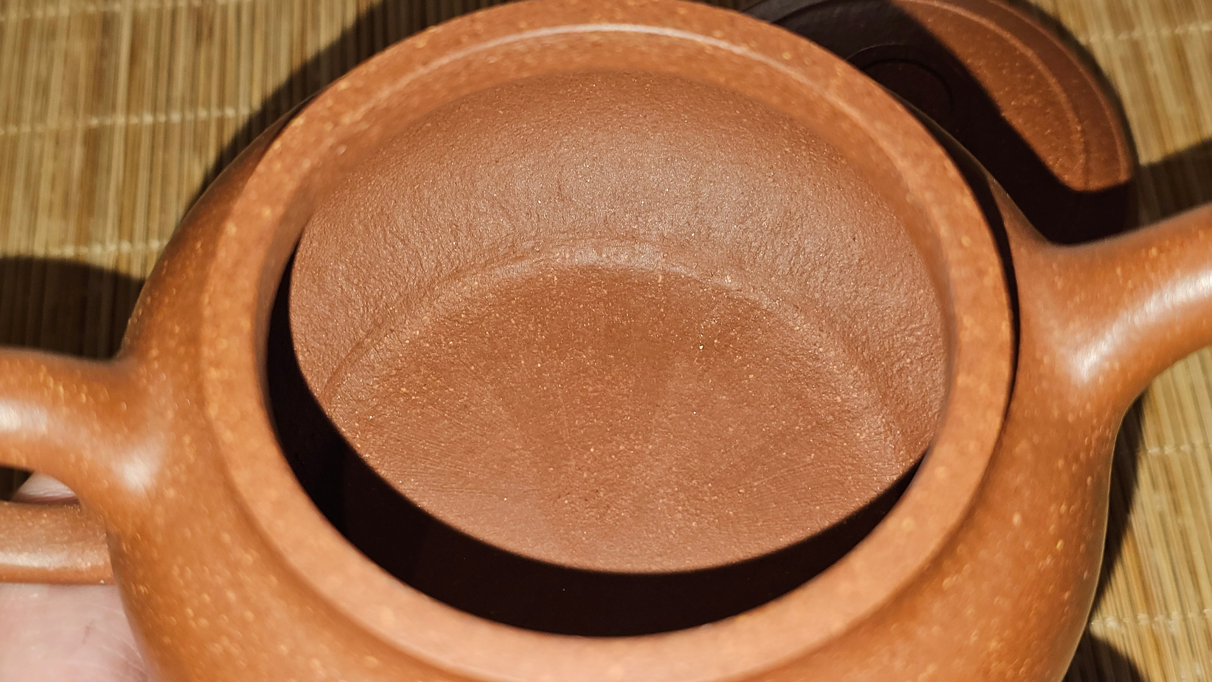 Song Jin Hu《颂金壶》, 151.4ml, Hong Jiang Po Ni 红降坡泥, by Craftsman Chen Gui Zhi 陈桂枝。(Red JiangPoNi rarer than Yellow JiangPoNi, XiaoMeiYao & ZhaoZhuang ZhuNi) ~ Congratulations!to Mr A.C.! 0130hrs 1st Nov 2025, Seattle! WA!