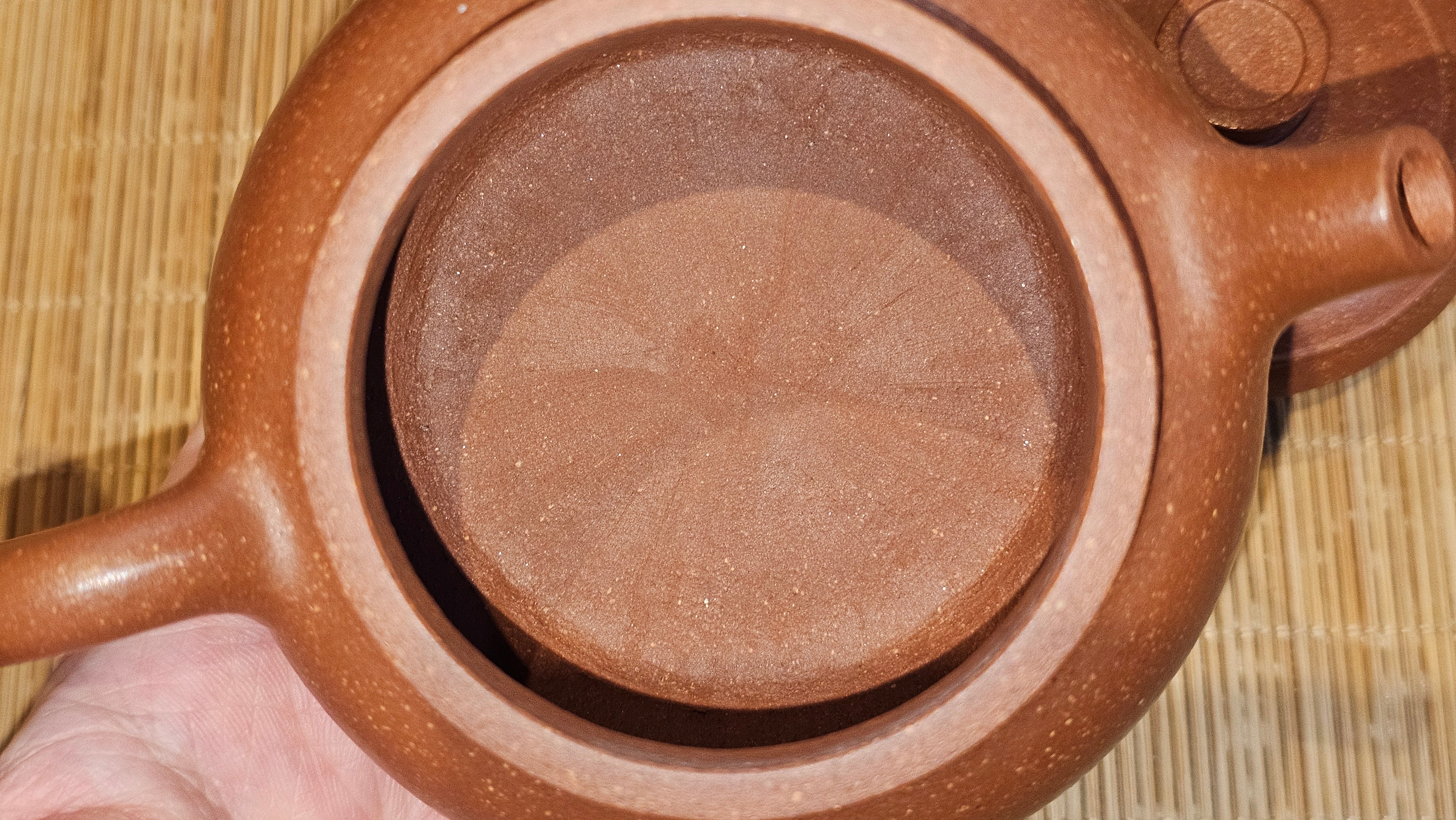 Song Jin Hu《颂金壶》, 151.4ml, Hong Jiang Po Ni 红降坡泥, by Craftsman Chen Gui Zhi 陈桂枝。(Red JiangPoNi rarer than Yellow JiangPoNi, XiaoMeiYao & ZhaoZhuang ZhuNi) ~ Congratulations!to Mr A.C.! 0130hrs 1st Nov 2025, Seattle! WA!