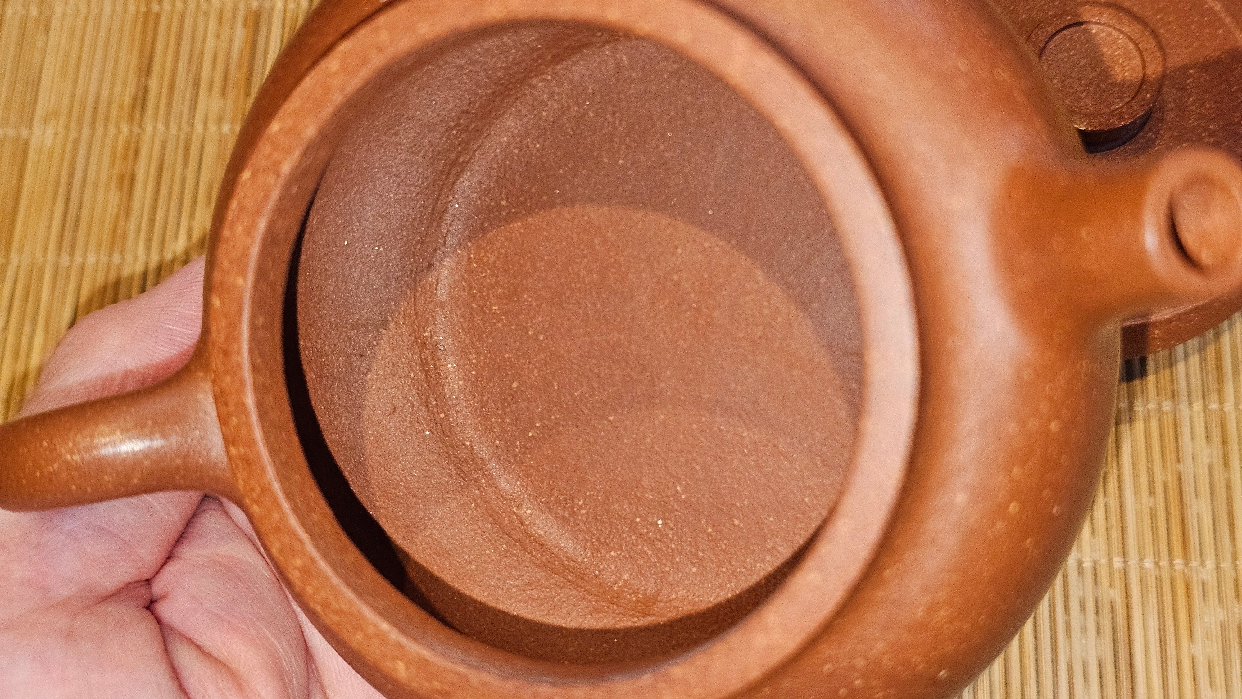 Song Jin Hu《颂金壶》, 151.4ml, Hong Jiang Po Ni 红降坡泥, by Craftsman Chen Gui Zhi 陈桂枝。(Red JiangPoNi rarer than Yellow JiangPoNi, XiaoMeiYao & ZhaoZhuang ZhuNi) ~ Congratulations!to Mr A.C.! 0130hrs 1st Nov 2025, Seattle! WA!