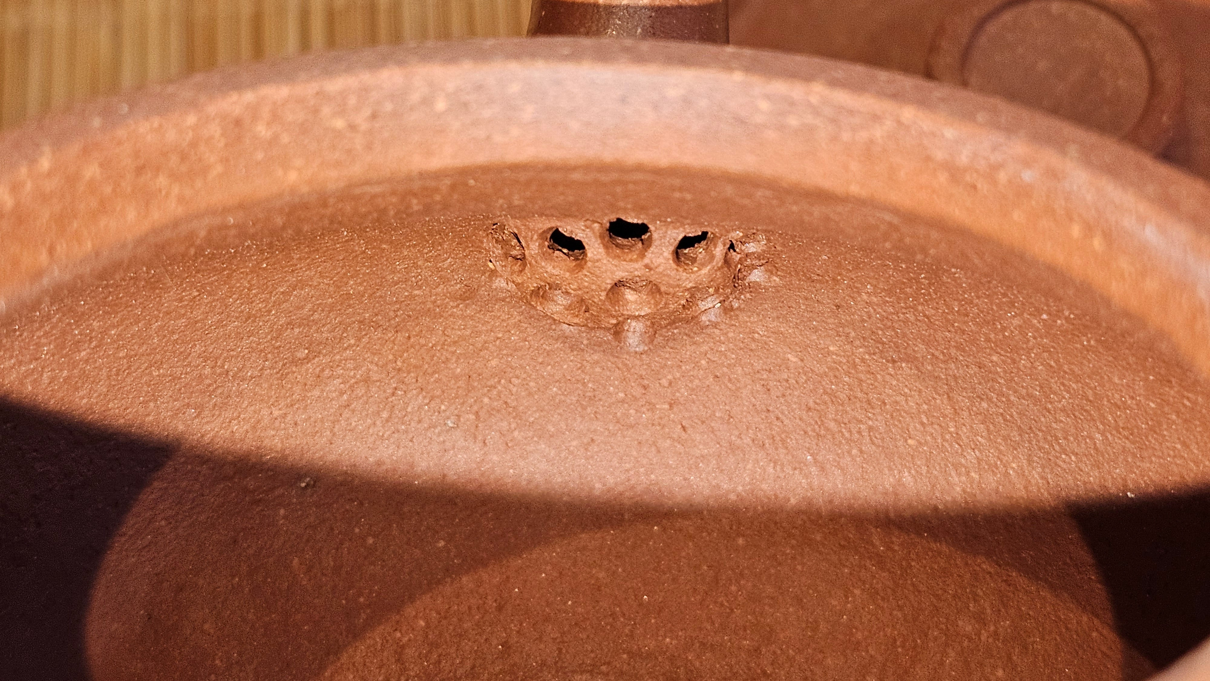 Song Jin Hu《颂金壶》, 151.4ml, Hong Jiang Po Ni 红降坡泥, by Craftsman Chen Gui Zhi 陈桂枝。(Red JiangPoNi rarer than Yellow JiangPoNi, XiaoMeiYao & ZhaoZhuang ZhuNi) ~ Congratulations!to Mr A.C.! 0130hrs 1st Nov 2025, Seattle! WA!