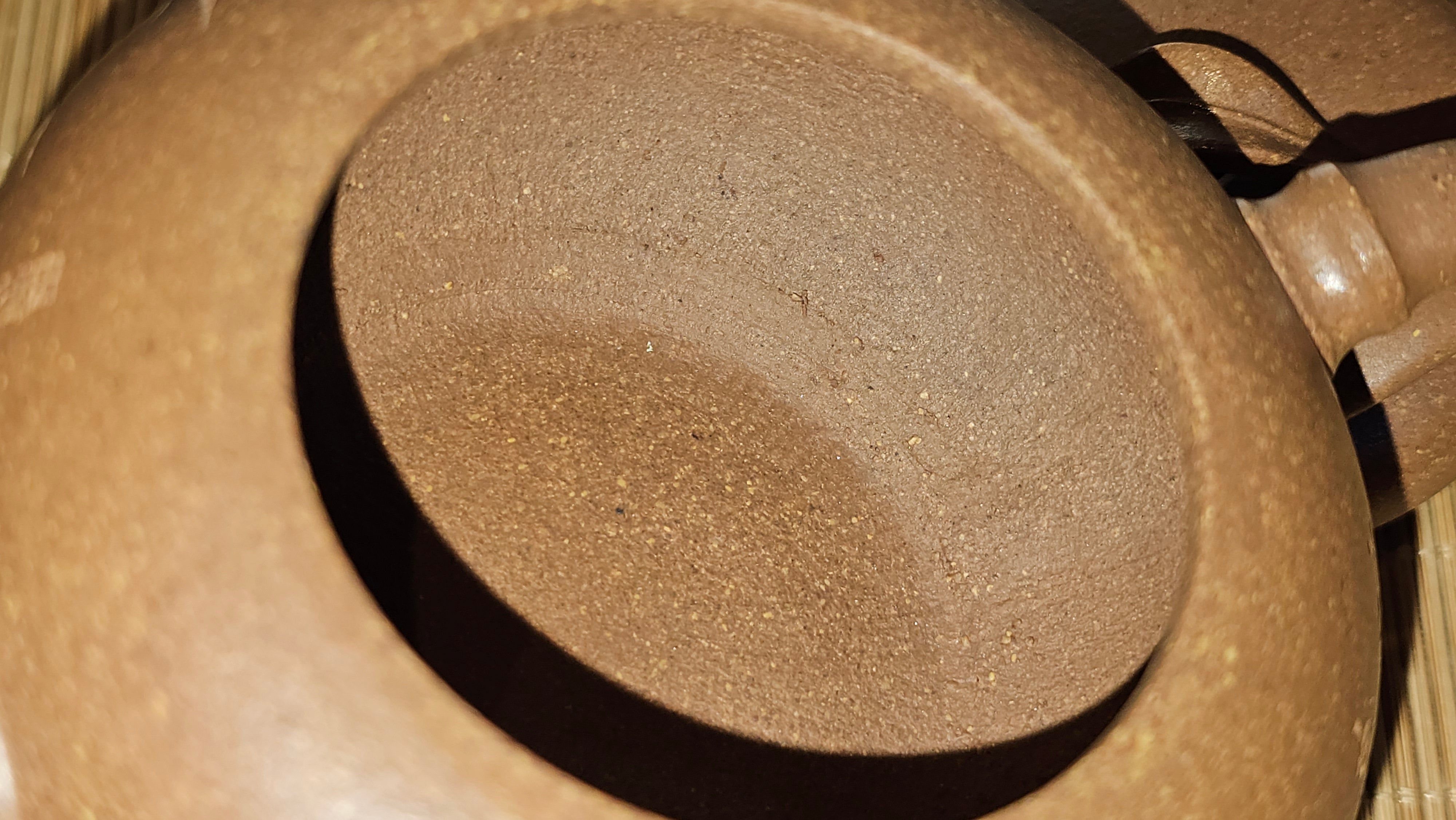 《一叶知秋》Yi Ye Zhi Qiu ~ "The Autumn Leaf", 166.5ml, Bao Shan Duan Ni 宝山段泥, by our Craftsman Zhang Huan 张欢, Bamboo and Calligraphy Engraving by Craftsman Yi Cheng 逸成 ~!Congratulations to Mr A.A.! 1006hrs 15th Oct 2025, Port Franks! Canada🇨🇦.