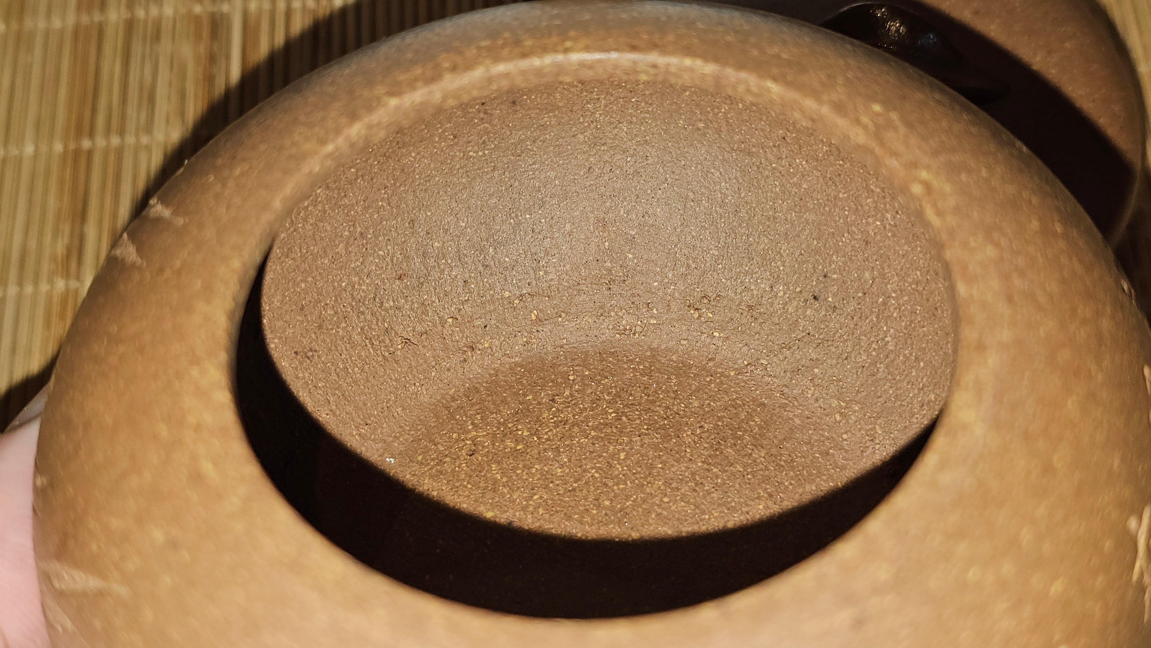 《一叶知秋》Yi Ye Zhi Qiu ~ "The Autumn Leaf", 166.5ml, Bao Shan Duan Ni 宝山段泥, by our Craftsman Zhang Huan 张欢, Bamboo and Calligraphy Engraving by Craftsman Yi Cheng 逸成 ~!Congratulations to Mr A.A.! 1006hrs 15th Oct 2025, Port Franks! Canada🇨🇦.