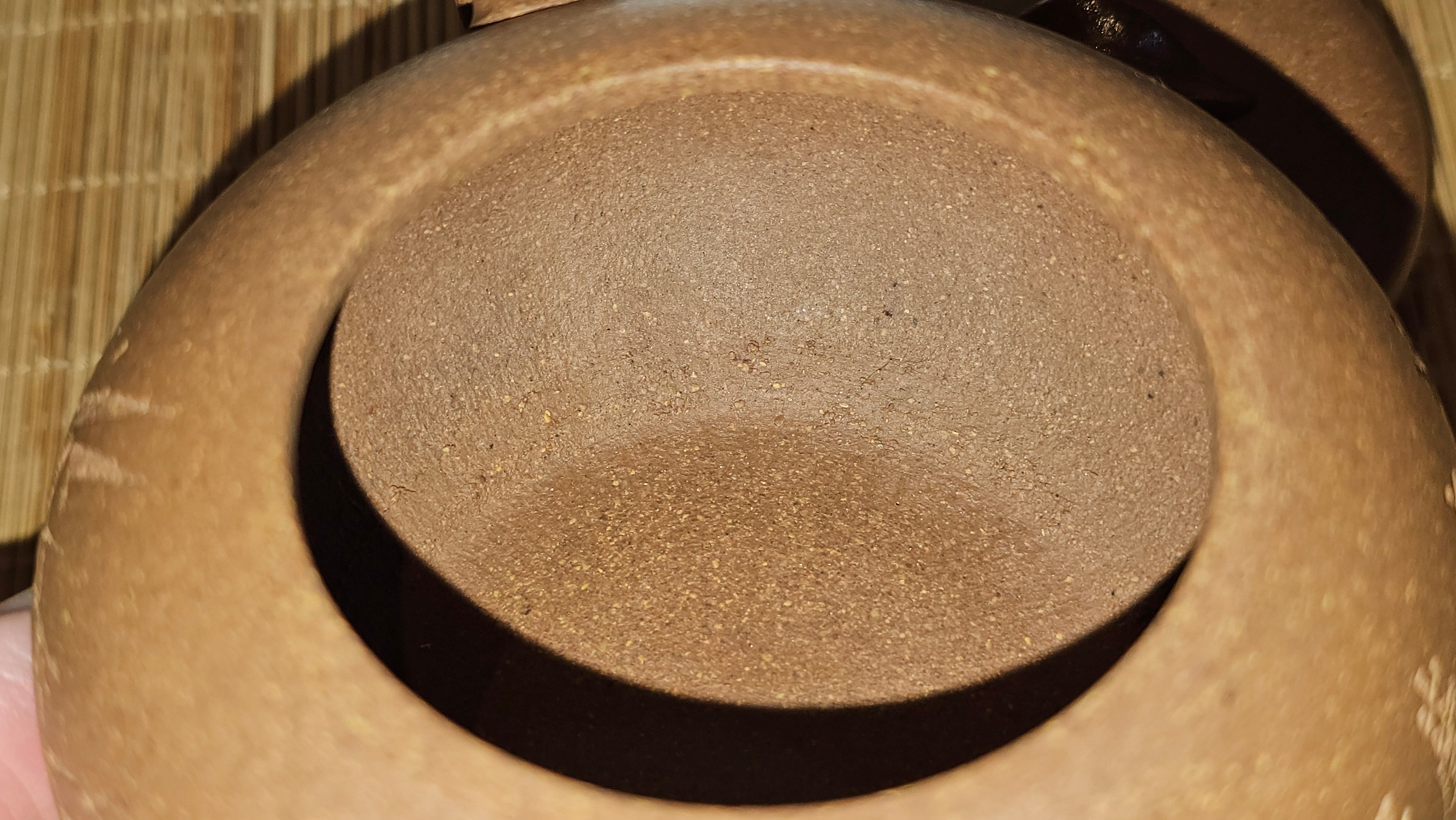 《一叶知秋》Yi Ye Zhi Qiu ~ "The Autumn Leaf", 166.5ml, Bao Shan Duan Ni 宝山段泥, by our Craftsman Zhang Huan 张欢, Bamboo and Calligraphy Engraving by Craftsman Yi Cheng 逸成 ~!Congratulations to Mr A.A.! 1006hrs 15th Oct 2025, Port Franks! Canada🇨🇦.