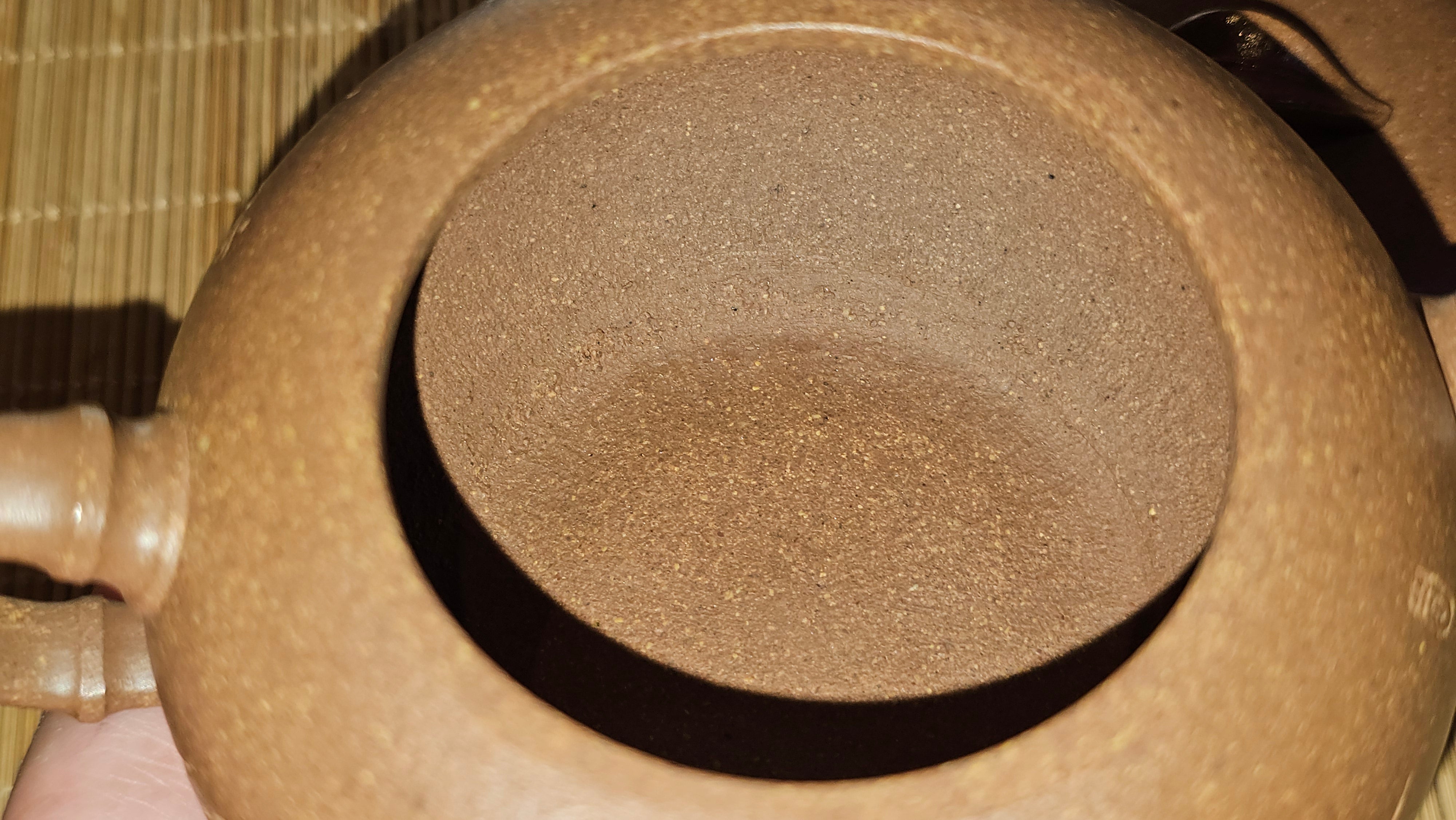 《一叶知秋》Yi Ye Zhi Qiu ~ "The Autumn Leaf", 166.5ml, Bao Shan Duan Ni 宝山段泥, by our Craftsman Zhang Huan 张欢, Bamboo and Calligraphy Engraving by Craftsman Yi Cheng 逸成 ~!Congratulations to Mr A.A.! 1006hrs 15th Oct 2025, Port Franks! Canada🇨🇦.