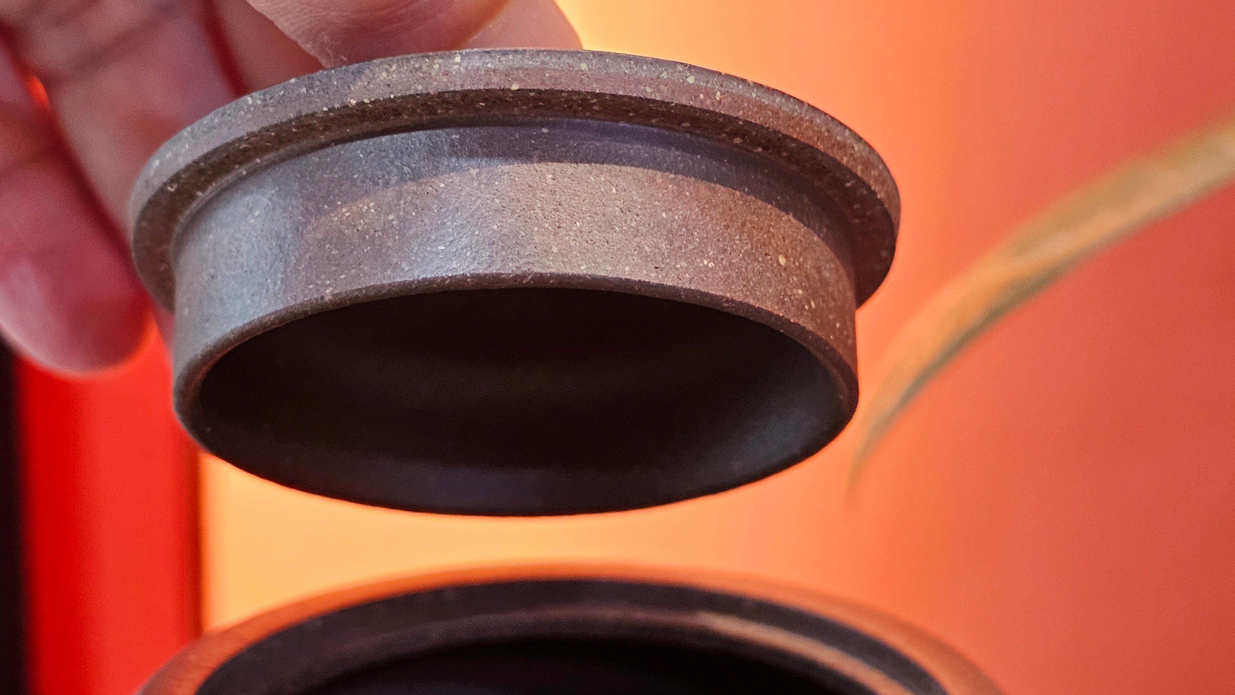 Niu Gai Jing Lan《牛盖井栏》, 165.1ml, Hei Zi Ni 黑紫泥, with Chinese Bronze Age Patterns~Engraving Art 青铜器纹样~刻绘, by our Craftsman Zhang Huan 张欢 ~ Congratulations!to Mr R.D.K., 0831hrs 15th Oct 2025, Montréal! Canada🇨🇦.