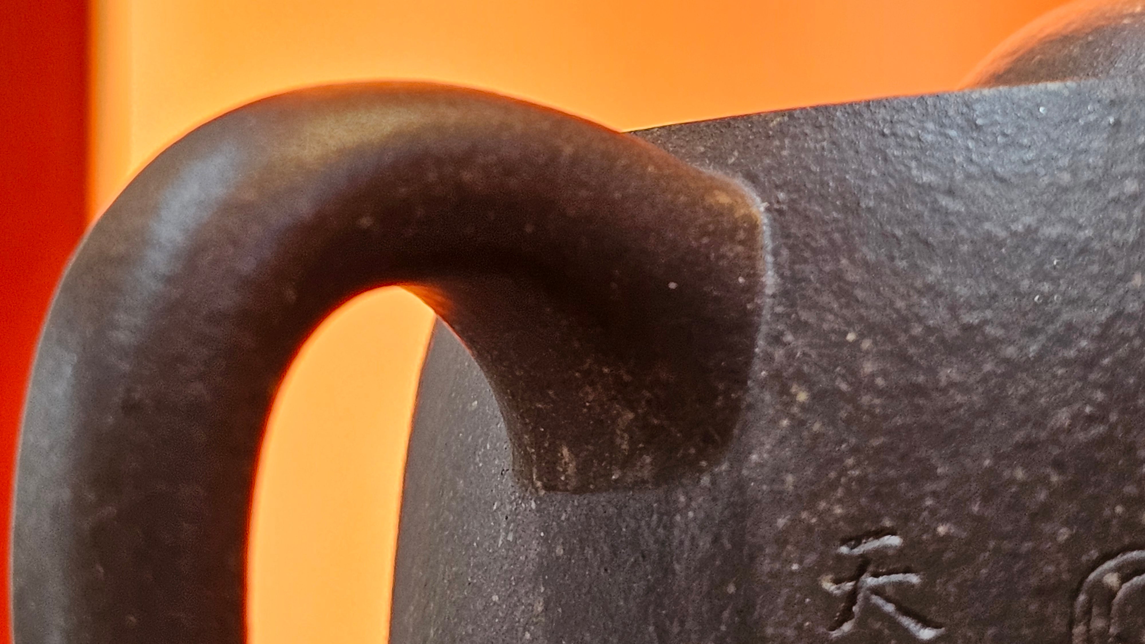 Niu Gai Jing Lan《牛盖井栏》, 165.1ml, Hei Zi Ni 黑紫泥, with Chinese Bronze Age Patterns~Engraving Art 青铜器纹样~刻绘, by our Craftsman Zhang Huan 张欢 ~ Congratulations!to Mr R.D.K., 0831hrs 15th Oct 2025, Montréal! Canada🇨🇦.