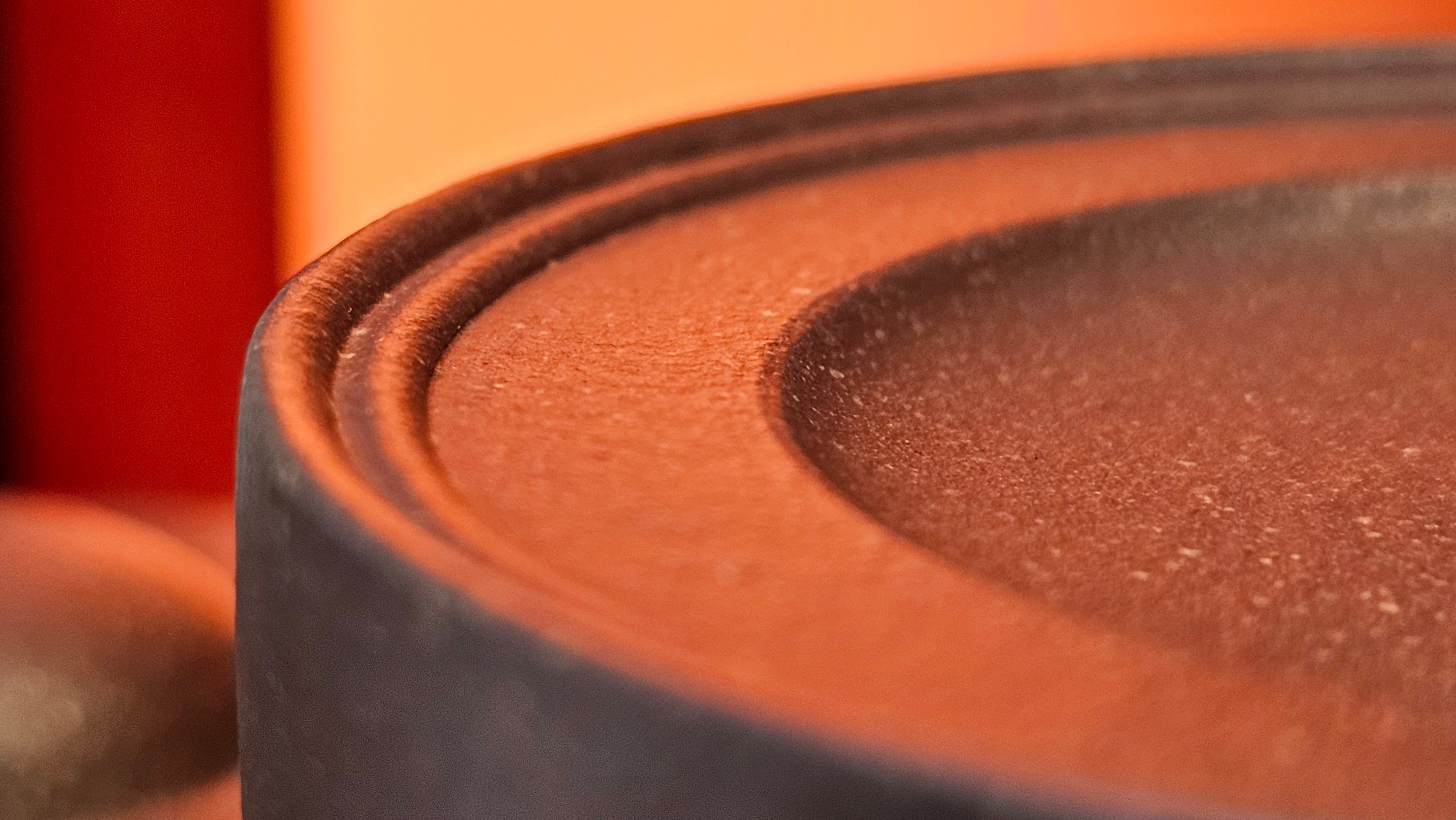 Niu Gai Jing Lan《牛盖井栏》, 165.1ml, Hei Zi Ni 黑紫泥, with Chinese Bronze Age Patterns~Engraving Art 青铜器纹样~刻绘, by our Craftsman Zhang Huan 张欢 ~ Congratulations!to Mr R.D.K., 0831hrs 15th Oct 2025, Montréal! Canada🇨🇦.