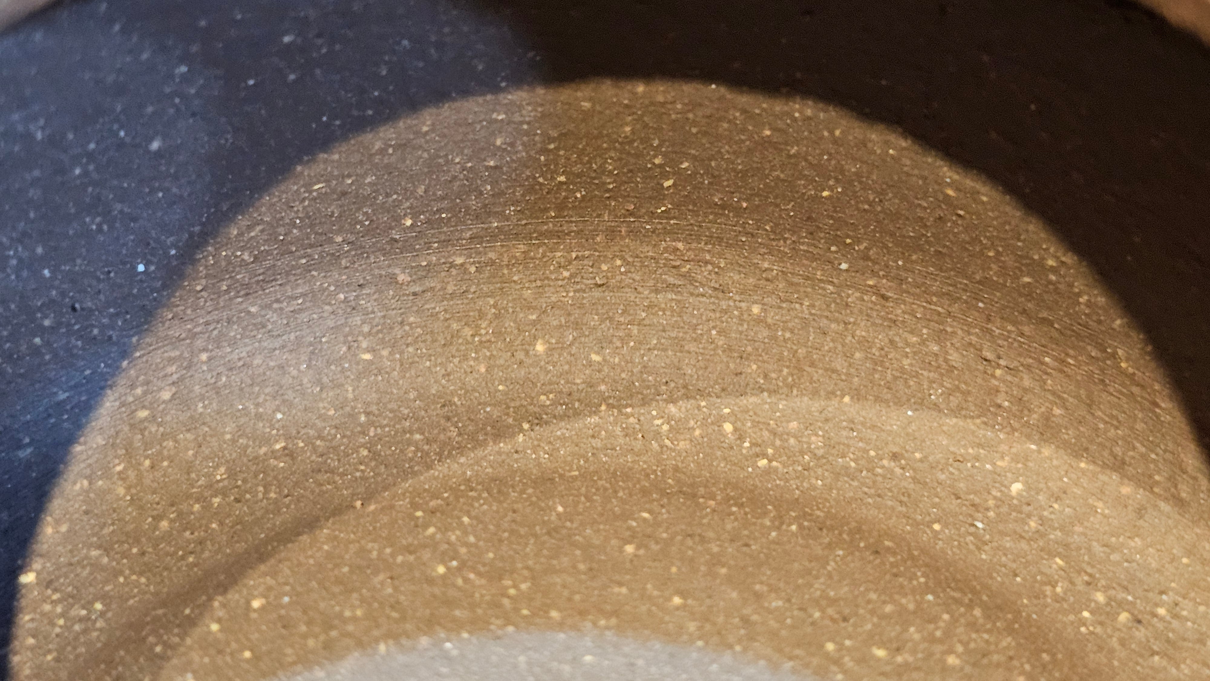 Niu Gai Jing Lan《牛盖井栏》, 165.1ml, Hei Zi Ni 黑紫泥, with Chinese Bronze Age Patterns~Engraving Art 青铜器纹样~刻绘, by our Craftsman Zhang Huan 张欢 ~ Congratulations!to Mr R.D.K., 0831hrs 15th Oct 2025, Montréal! Canada🇨🇦.