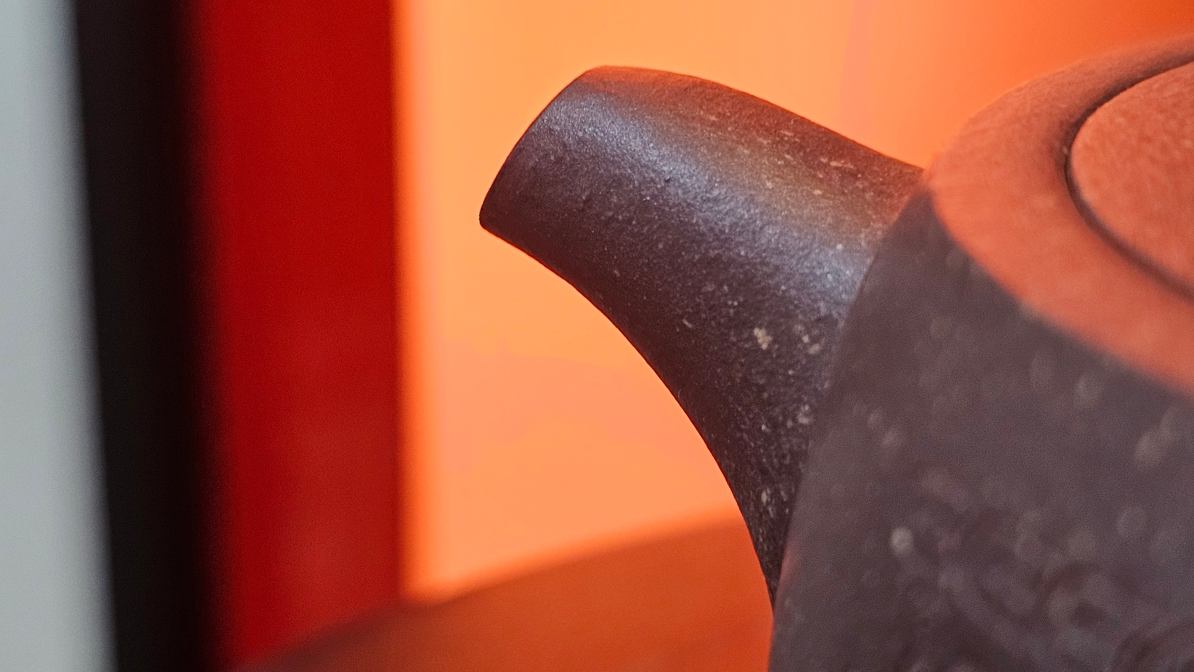 Niu Gai Jing Lan《牛盖井栏》, 159.5ml, Hei Zi Ni 黑紫泥, with Chinese Bronze Age Patterns~Engraving Art 青铜器纹样~刻绘, by our Craftsman Zhang Huan 张欢 ~!Congratulations to Ms C.W.! 1156hrs 17th Oct 2025, Sunnyvale! CA.