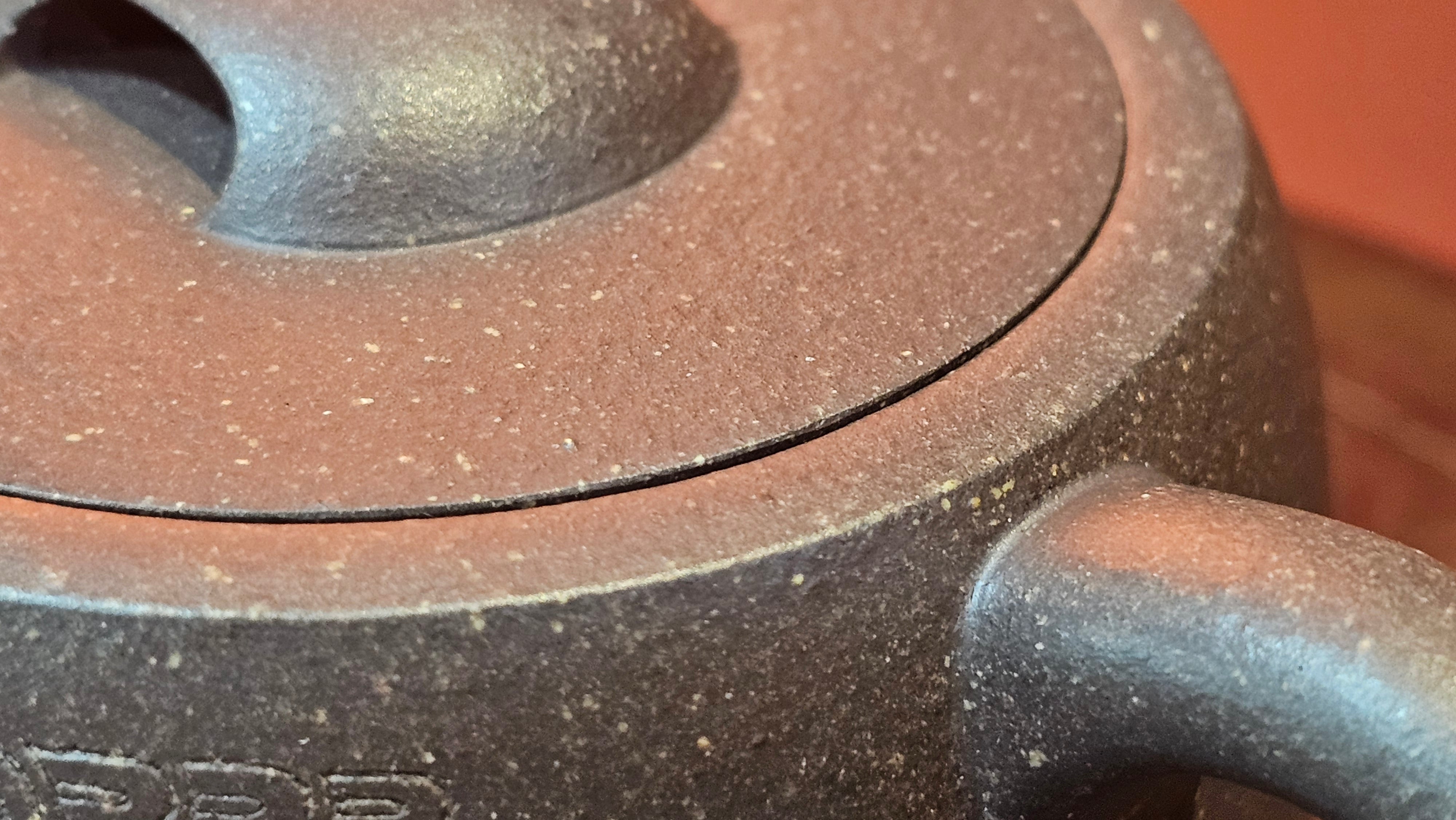 Niu Gai Jing Lan《牛盖井栏》, 159.5ml, Hei Zi Ni 黑紫泥, with Chinese Bronze Age Patterns~Engraving Art 青铜器纹样~刻绘, by our Craftsman Zhang Huan 张欢 ~!Congratulations to Ms C.W.! 1156hrs 17th Oct 2025, Sunnyvale! CA.